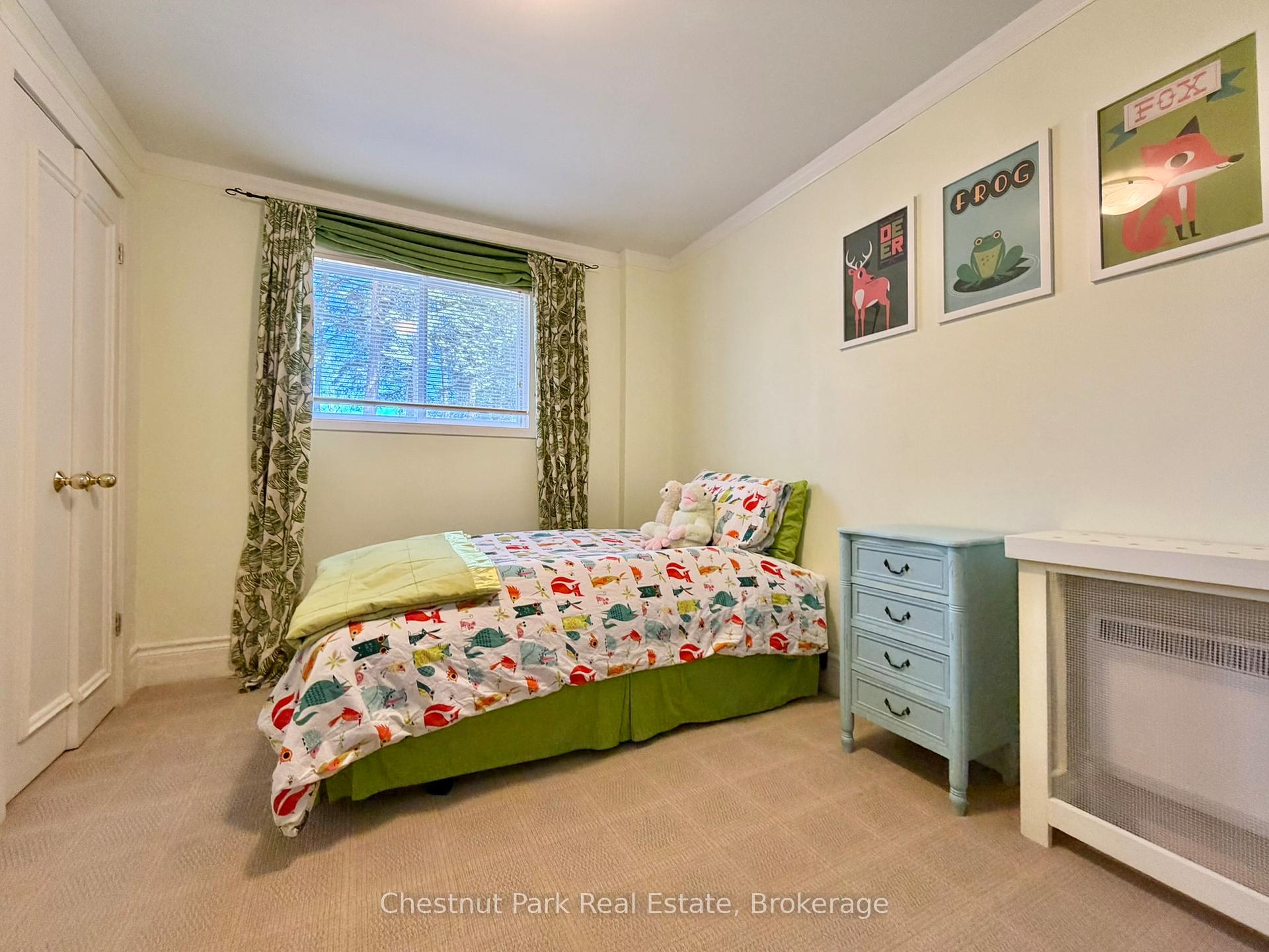 5 Bedroom Single Family Home/House's Image 40
