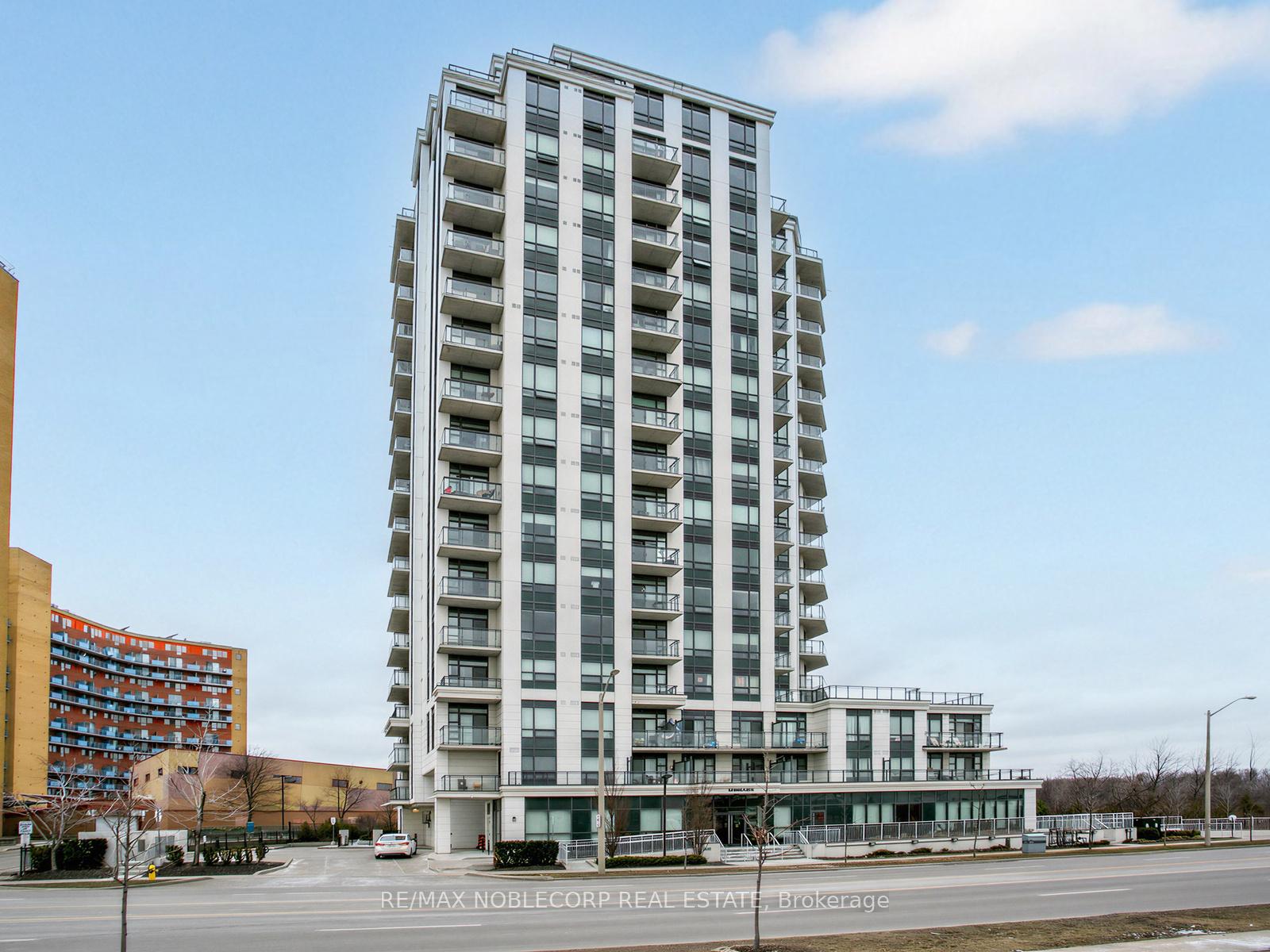 1705 - 840 QUEENS PLATE Drive Toronto Ontario Canada Sale residential Maria Bifolchi Re/Max Noblecorp Real Estate, Brokerge*