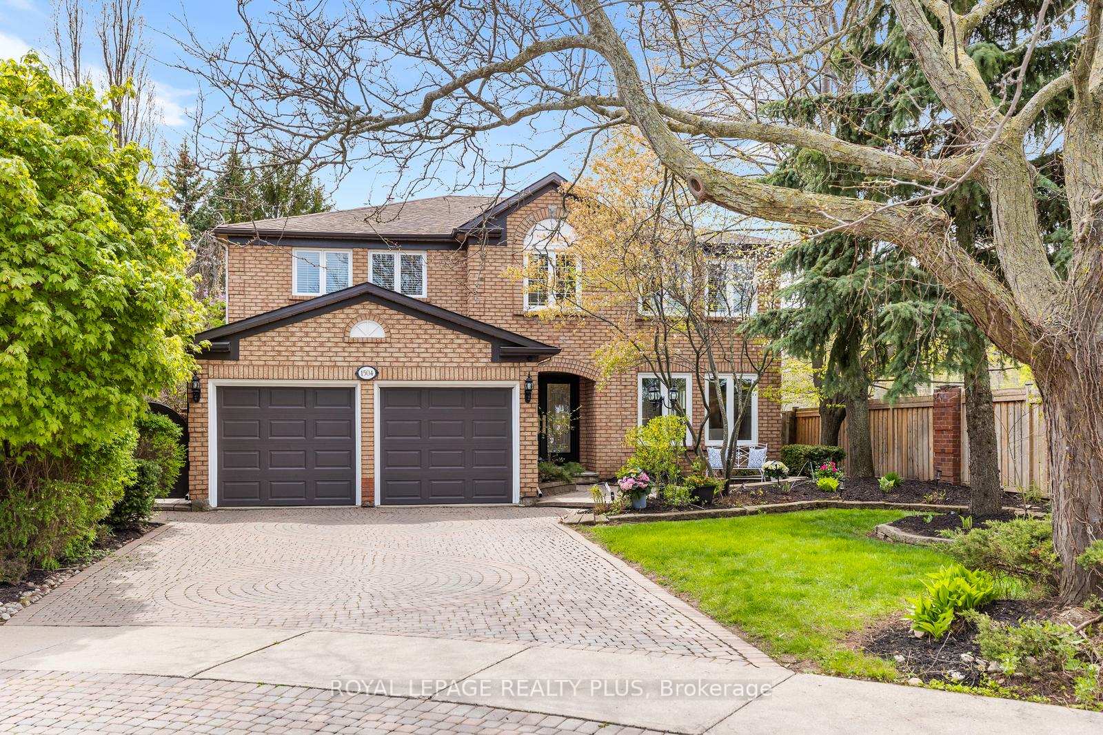 1504 Tanner Court Oakville Ontario Canada Sale residential Diane Adler Royal LePage Realty Plus, Brokerage*