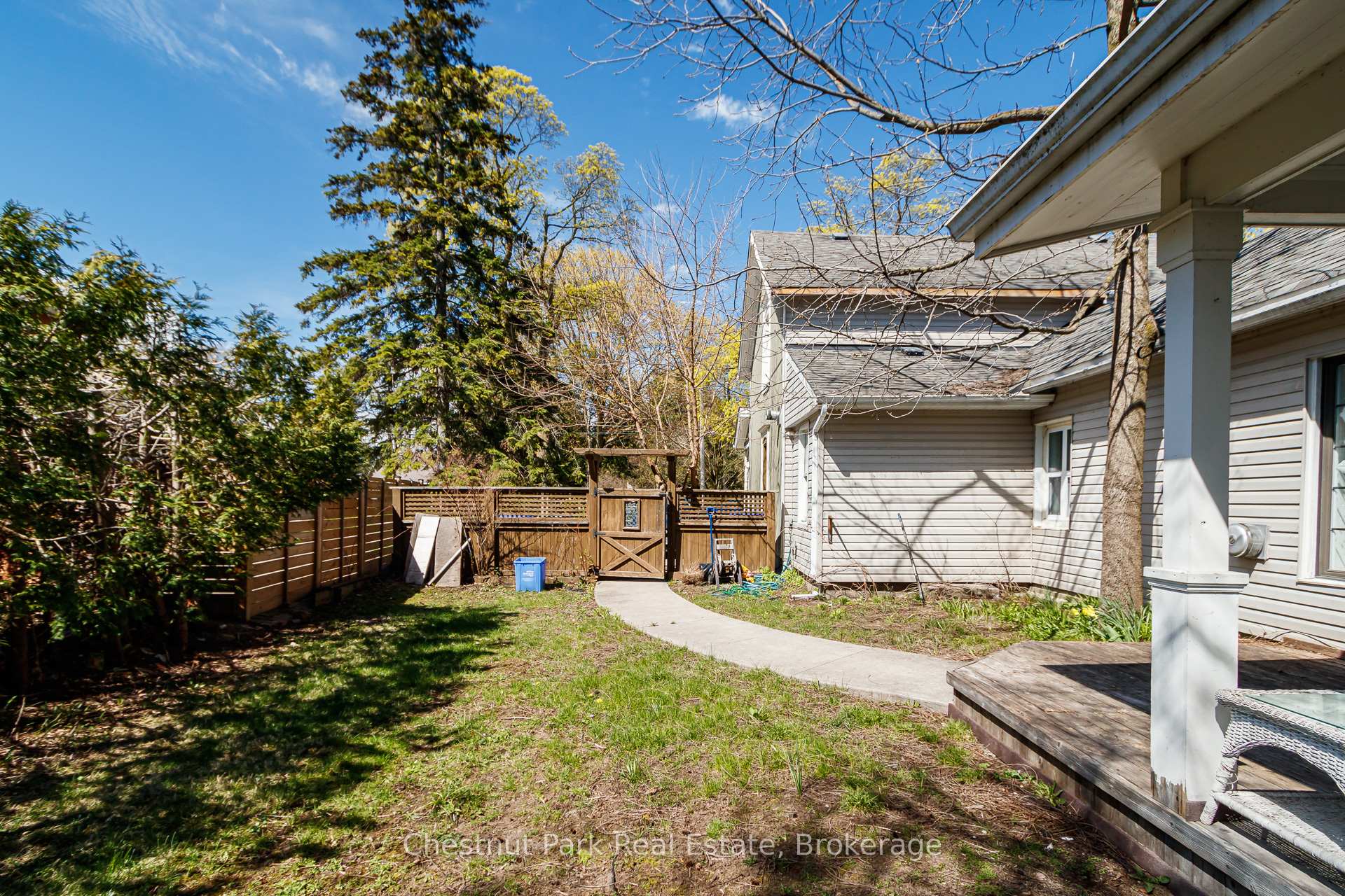 5 Bedroom Single Family Home/House's Image 31