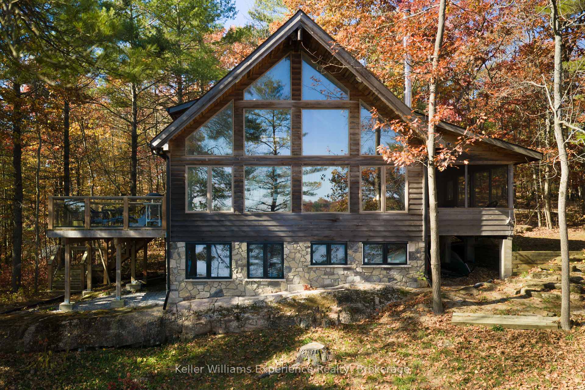 1317 West Lionshead Road Gravenhurst Ontario Canada Sale residential Hugh Nichols RE/MAX PROFESSIONALS NORTH, BROKERAGE*