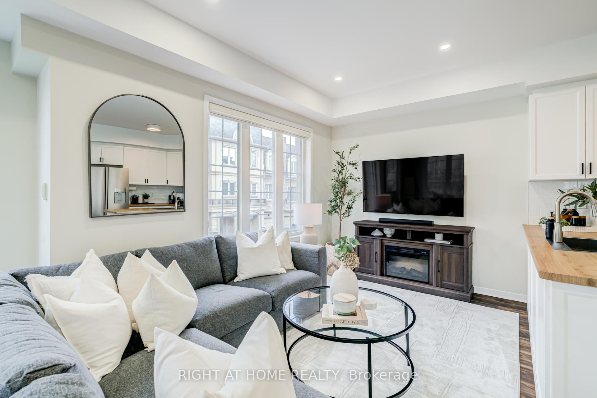 88 - 1250 St.Martins Drive Pickering Ontario Canada Sale residential Charles Dow Right at Home Realty, Brokerage*