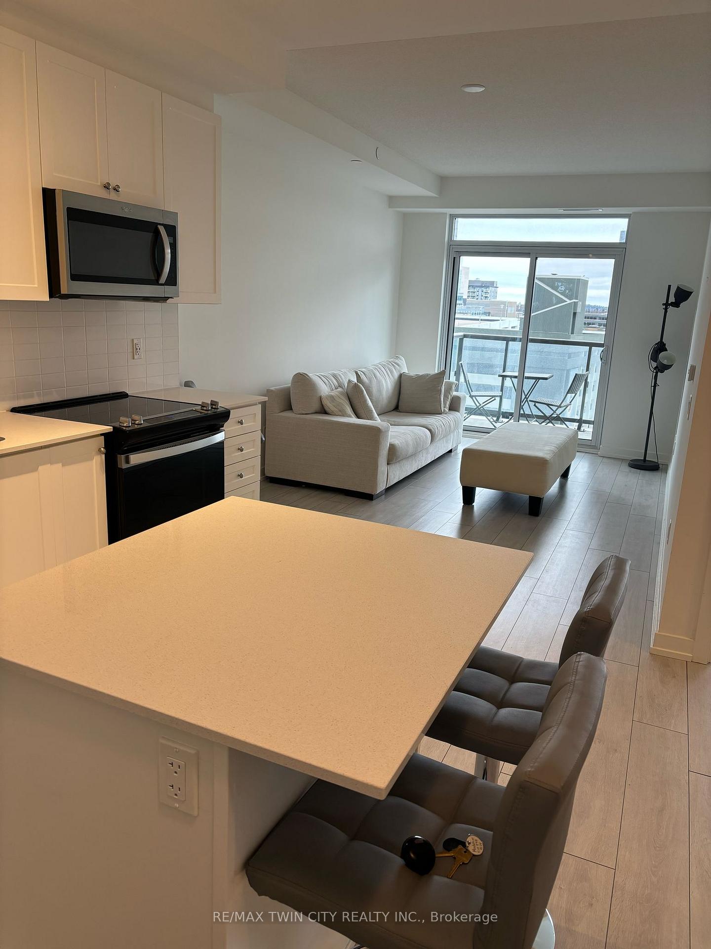 606 - 55 Duke Street W Kitchener Ontario Canada Rent residential TEAM MIRO PEAK REALTY LTD. BROKERAGE*