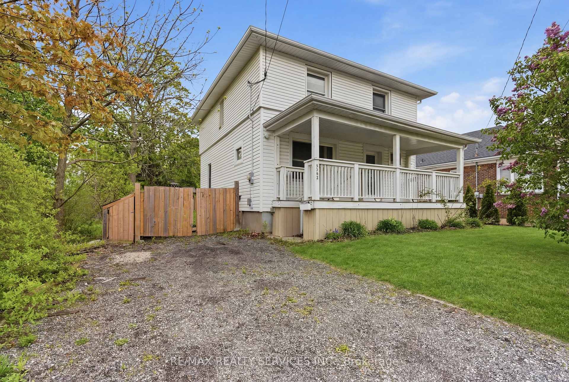5292 Bridge Street Niagara Falls Ontario Canada Sale residential Jas Singh COSMOPOLITAN REALTY BROKERAGE