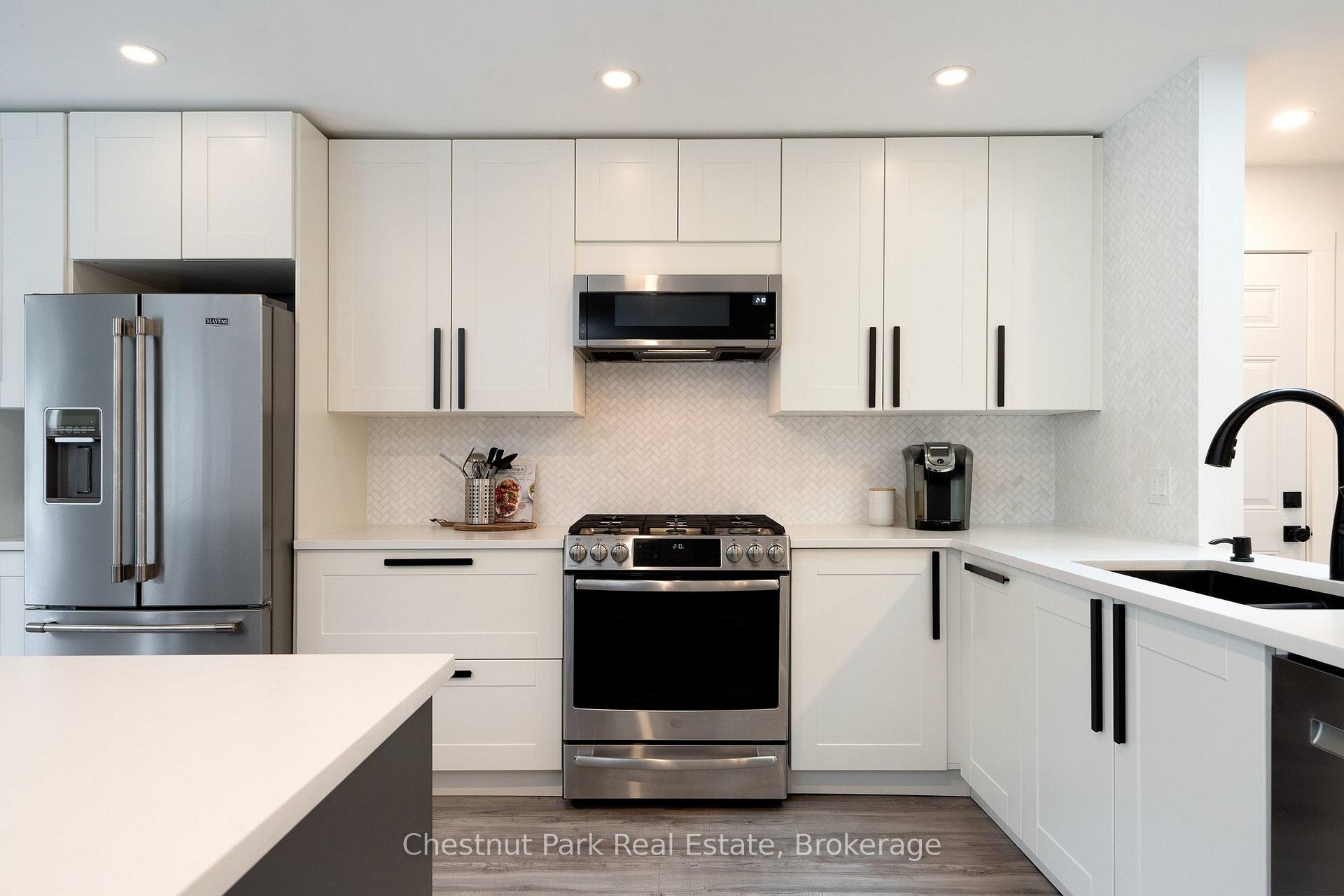 4 Bedroom Single Family Home/House's Image 23