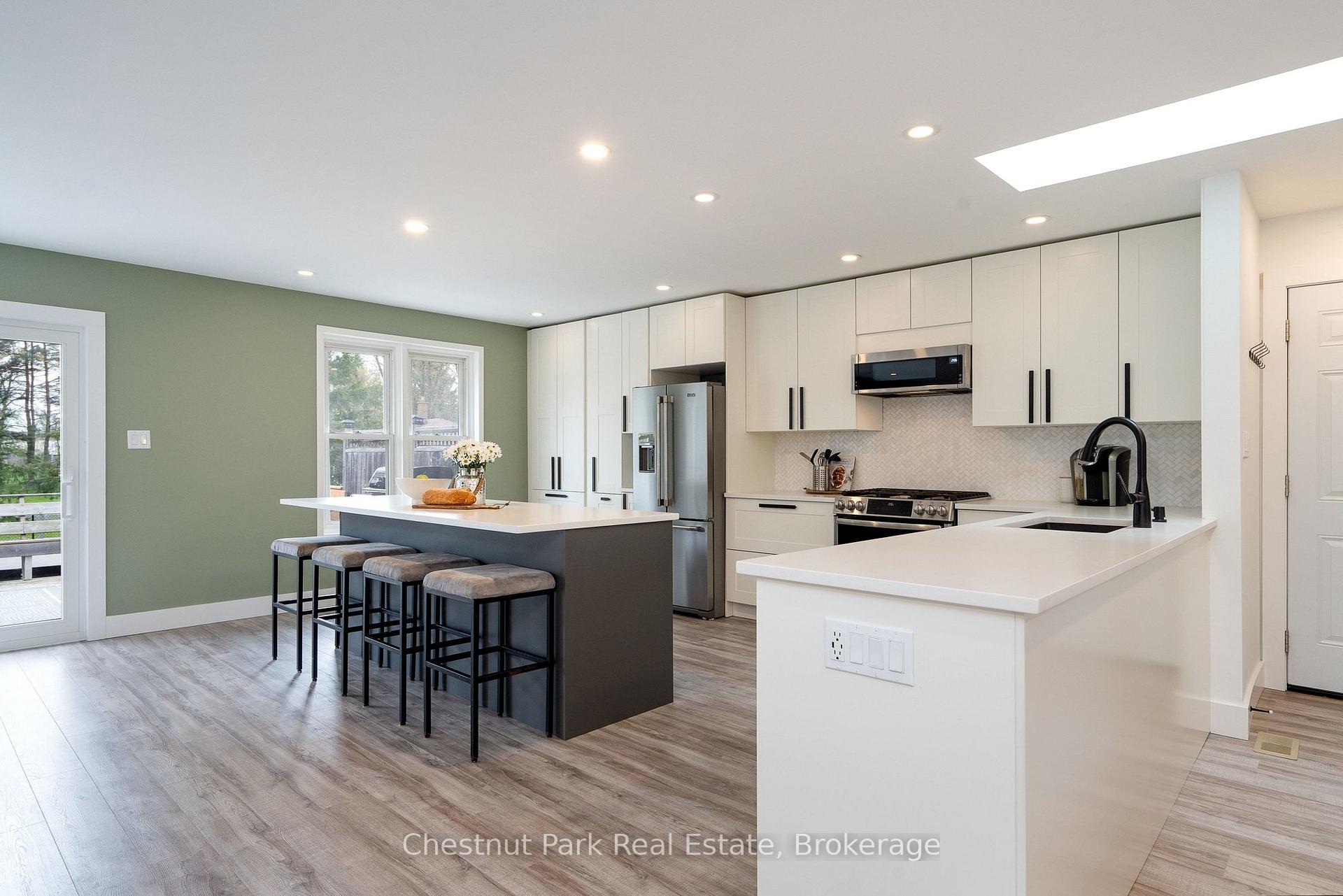 4 Bedroom Single Family Home/House's Image 14