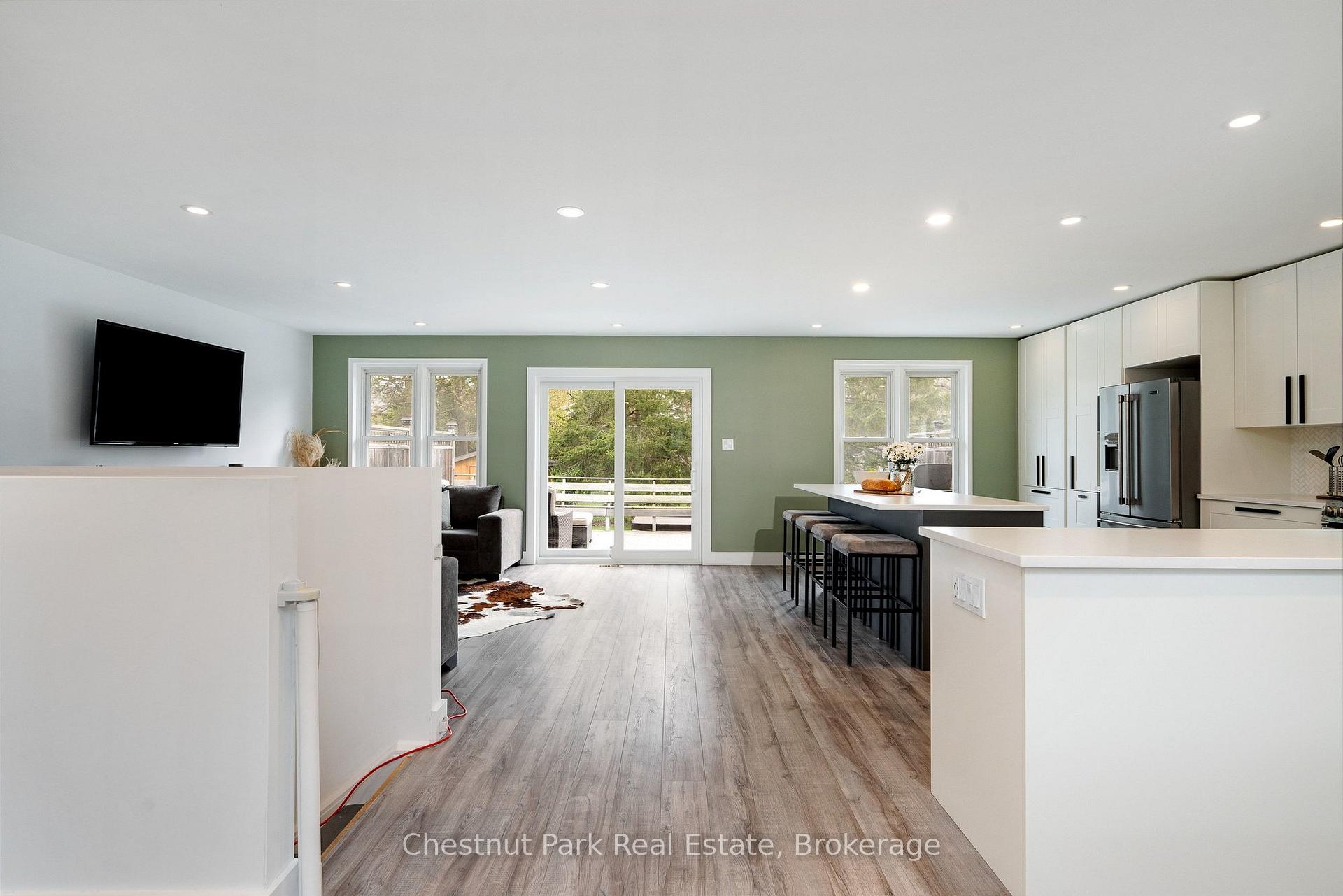 4 Bedroom Single Family Home/House's Image 15