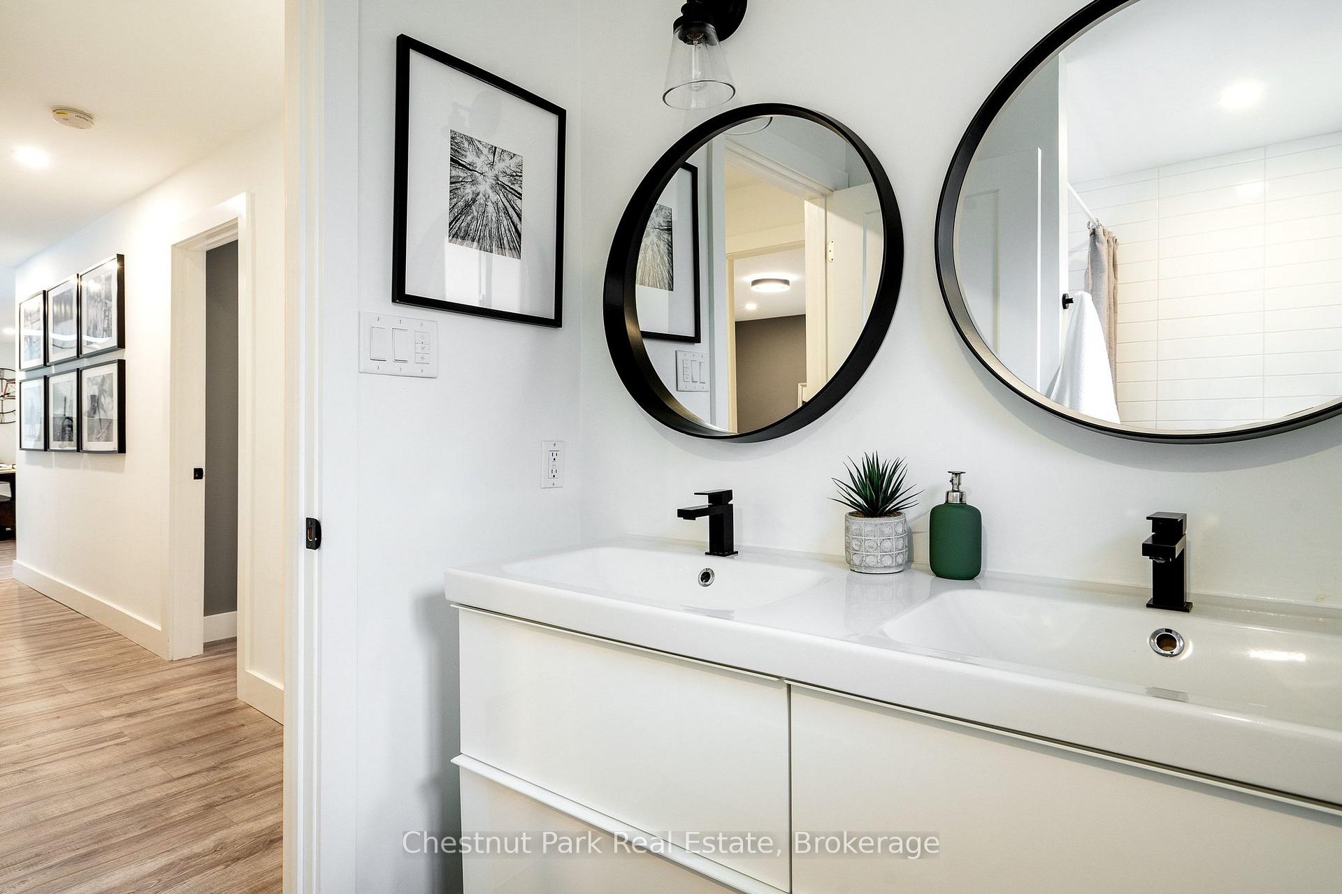 4 Bedroom Single Family Home/House's Image 37