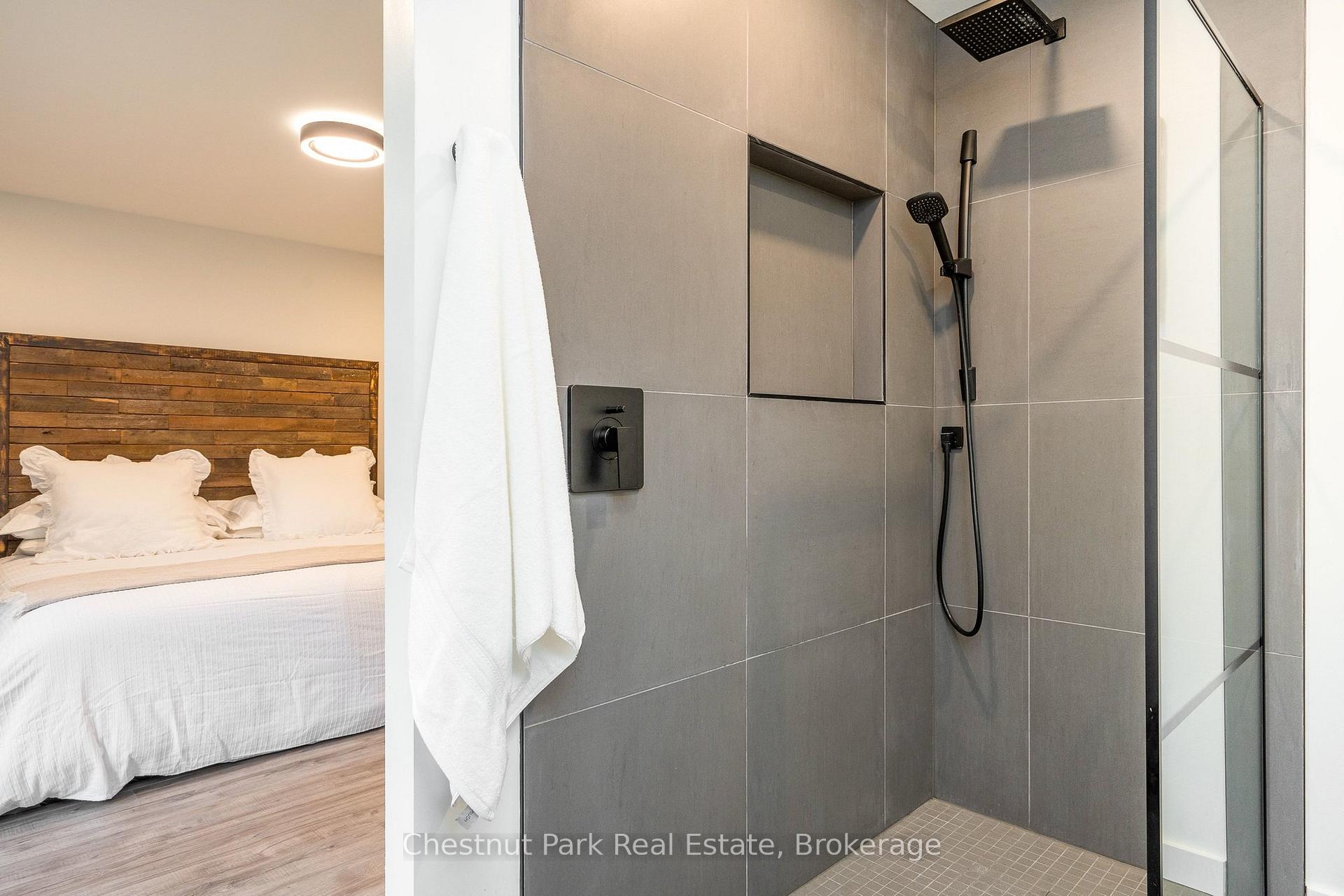 4 Bedroom Single Family Home/House's Image 30