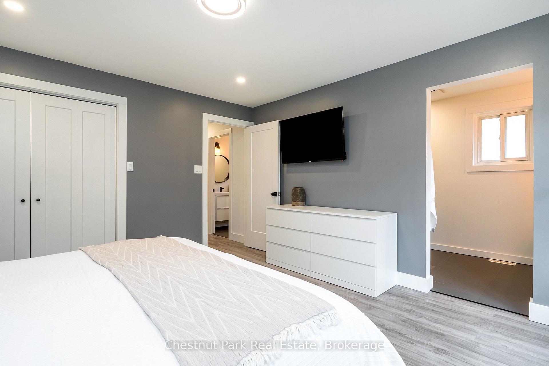 4 Bedroom Single Family Home/House's Image 27