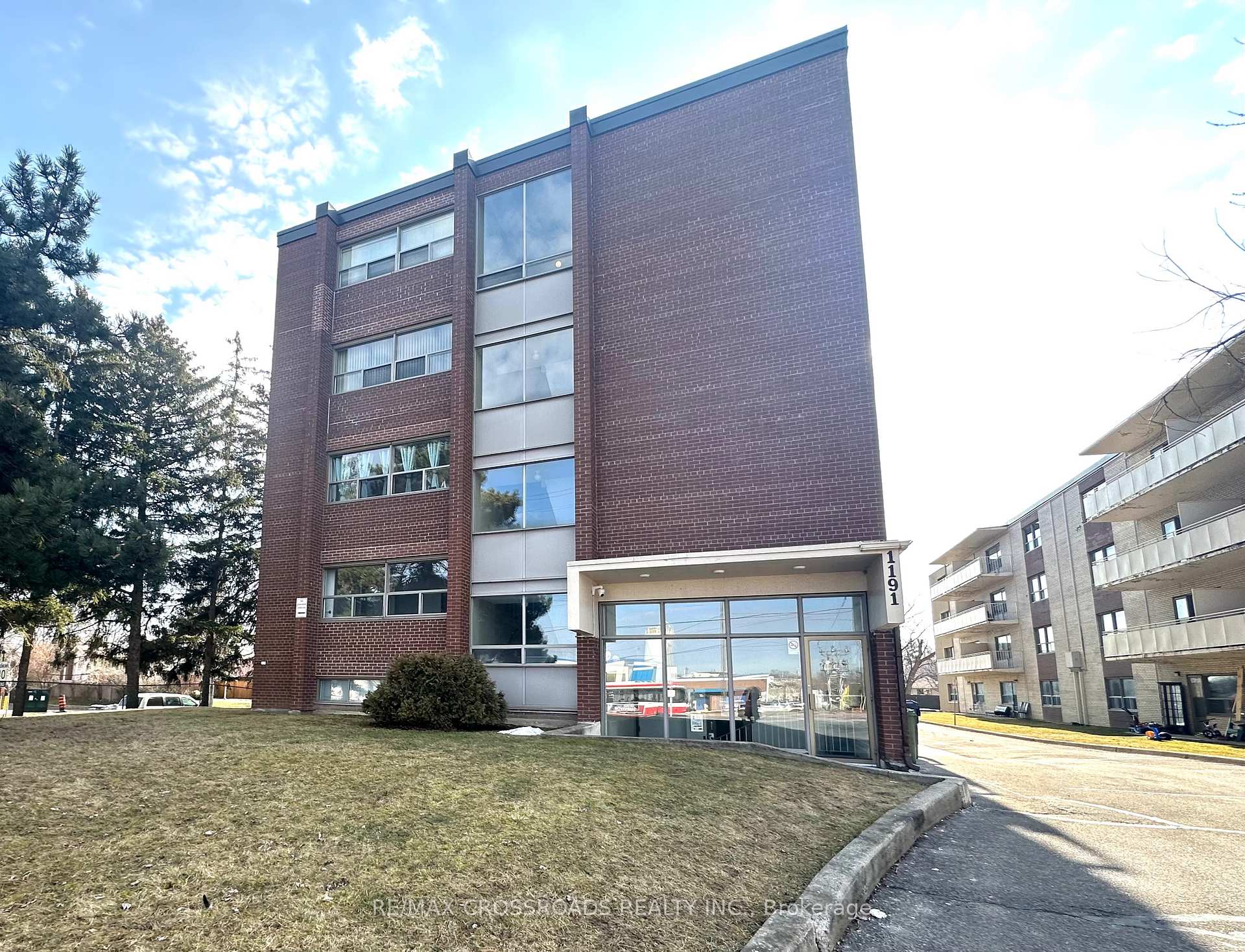204 - 1191 Ellesmere Road Toronto Ontario Canada Rent residential   RE/MAX CROSSROADS REALTY INC. Brokerage*