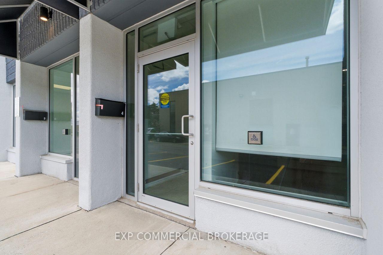 4 - 397 HUMBERLINE Drive Toronto Ontario Canada Sale commercial Dennis Alexander Dencor Realty Inc., Brokerage *