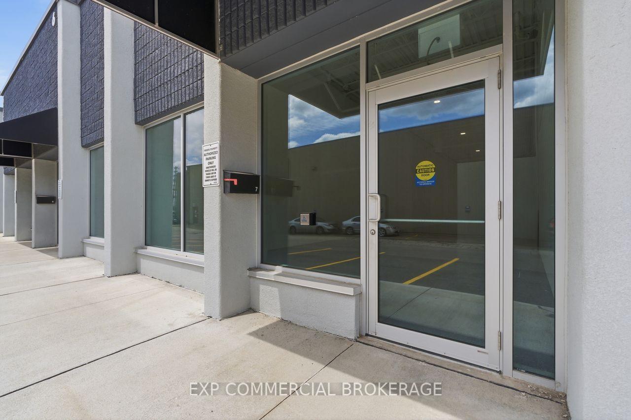 7 - 397 HUMBERLINE Drive Toronto Ontario Canada Sale commercial Cyrus Lin HomeLife New World Realty Inc., Brokerage*