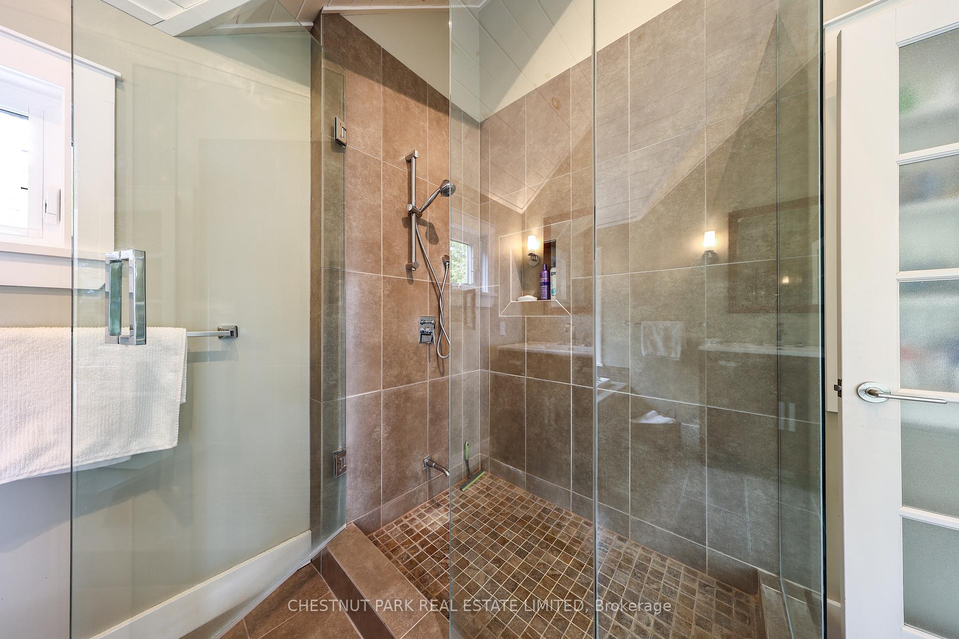 3 Bedroom Single Family Home/House's Image 25