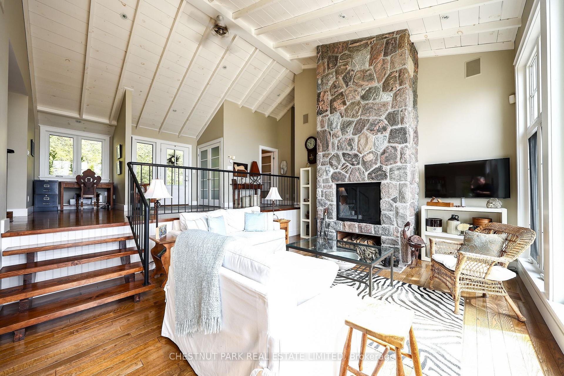 3 Bedroom Single Family Home/House's Image 9