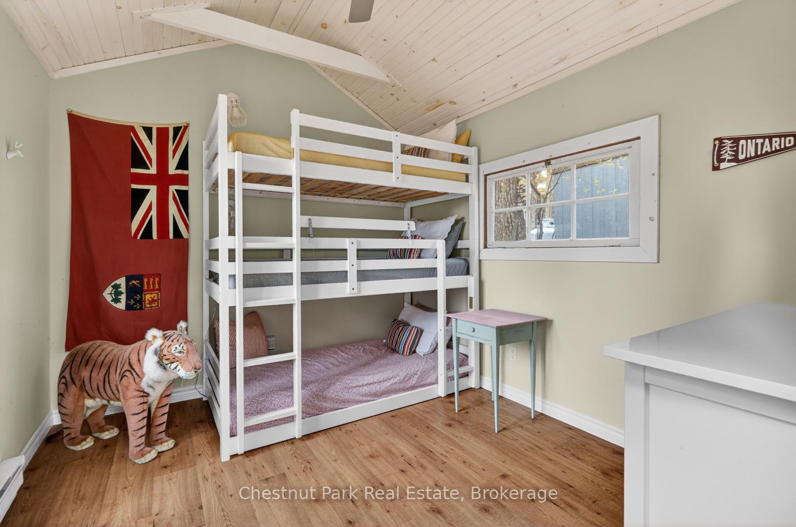 4 Bedroom Single Family Home/House's Image 29