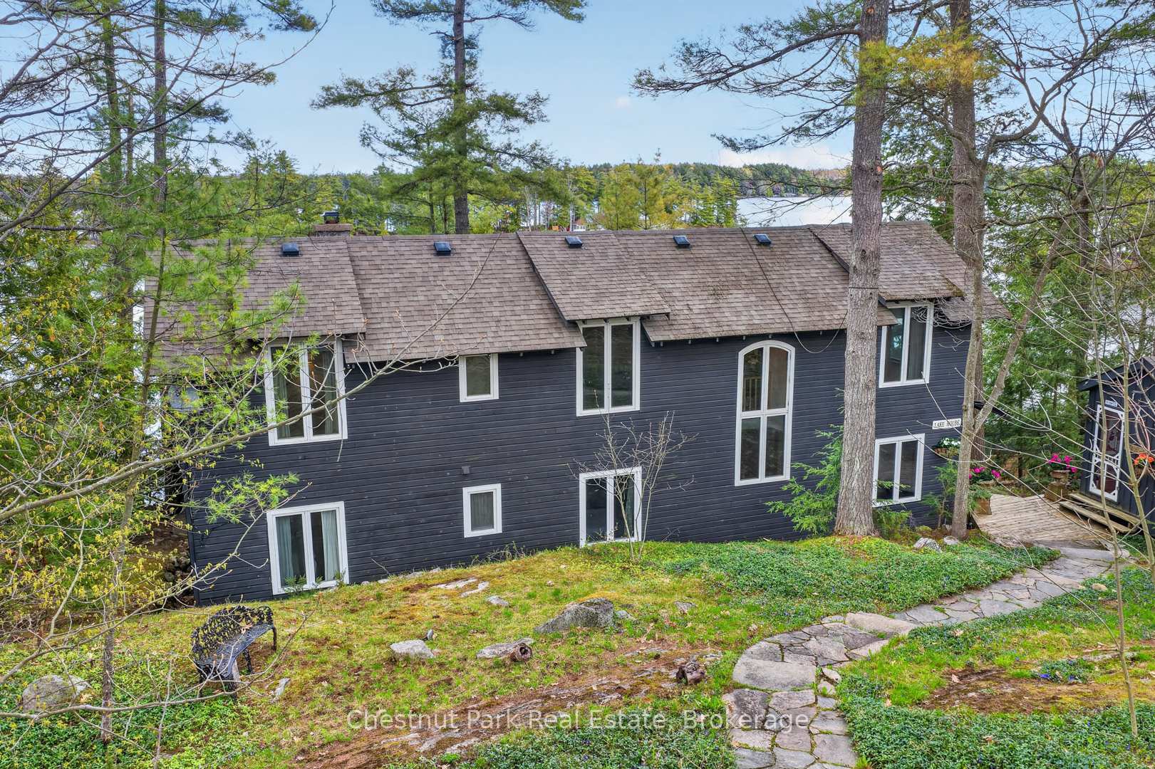 4 Bedroom Single Family Home/House's Image 27