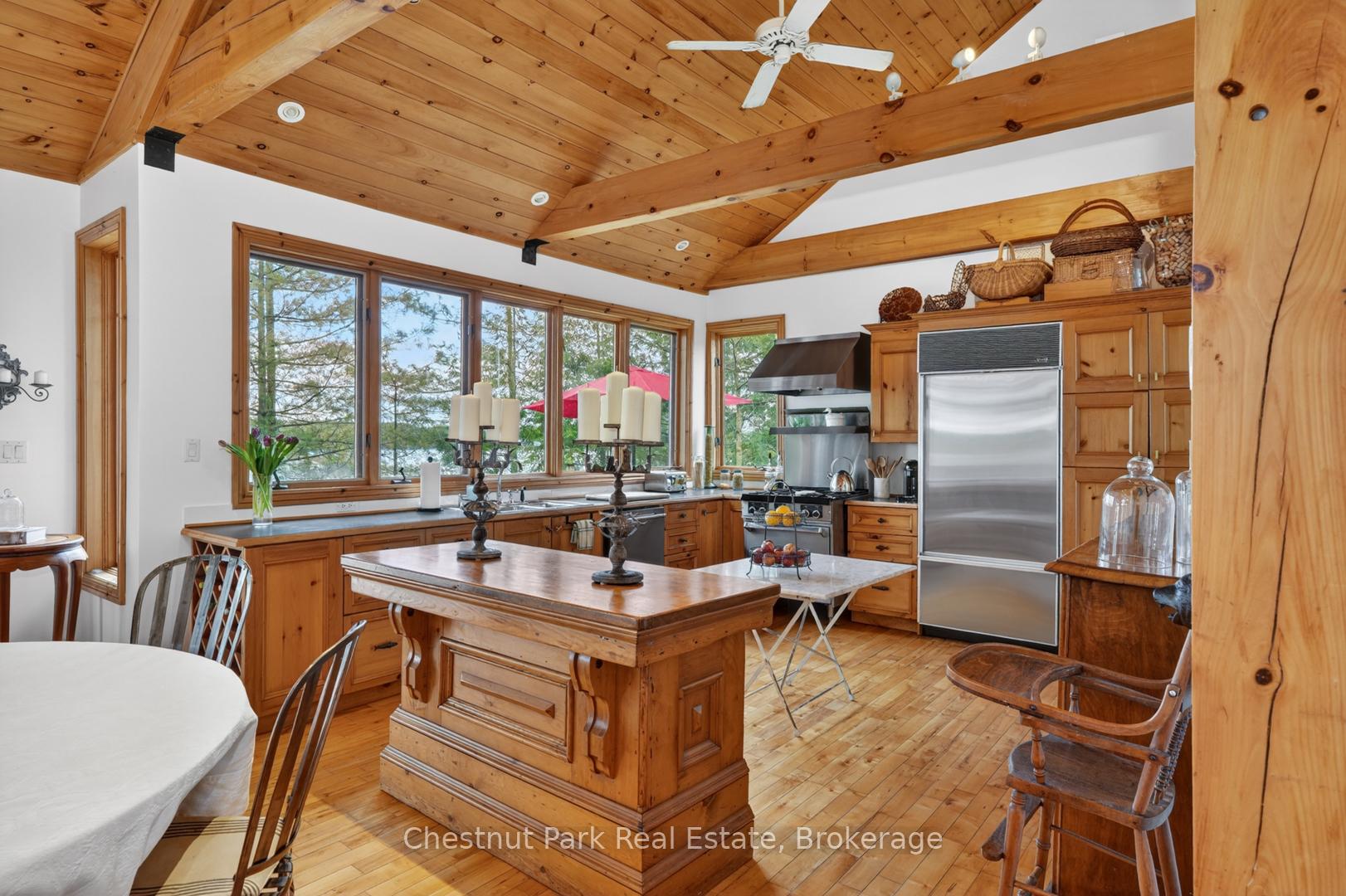 4 Bedroom Single Family Home/House's Image 12