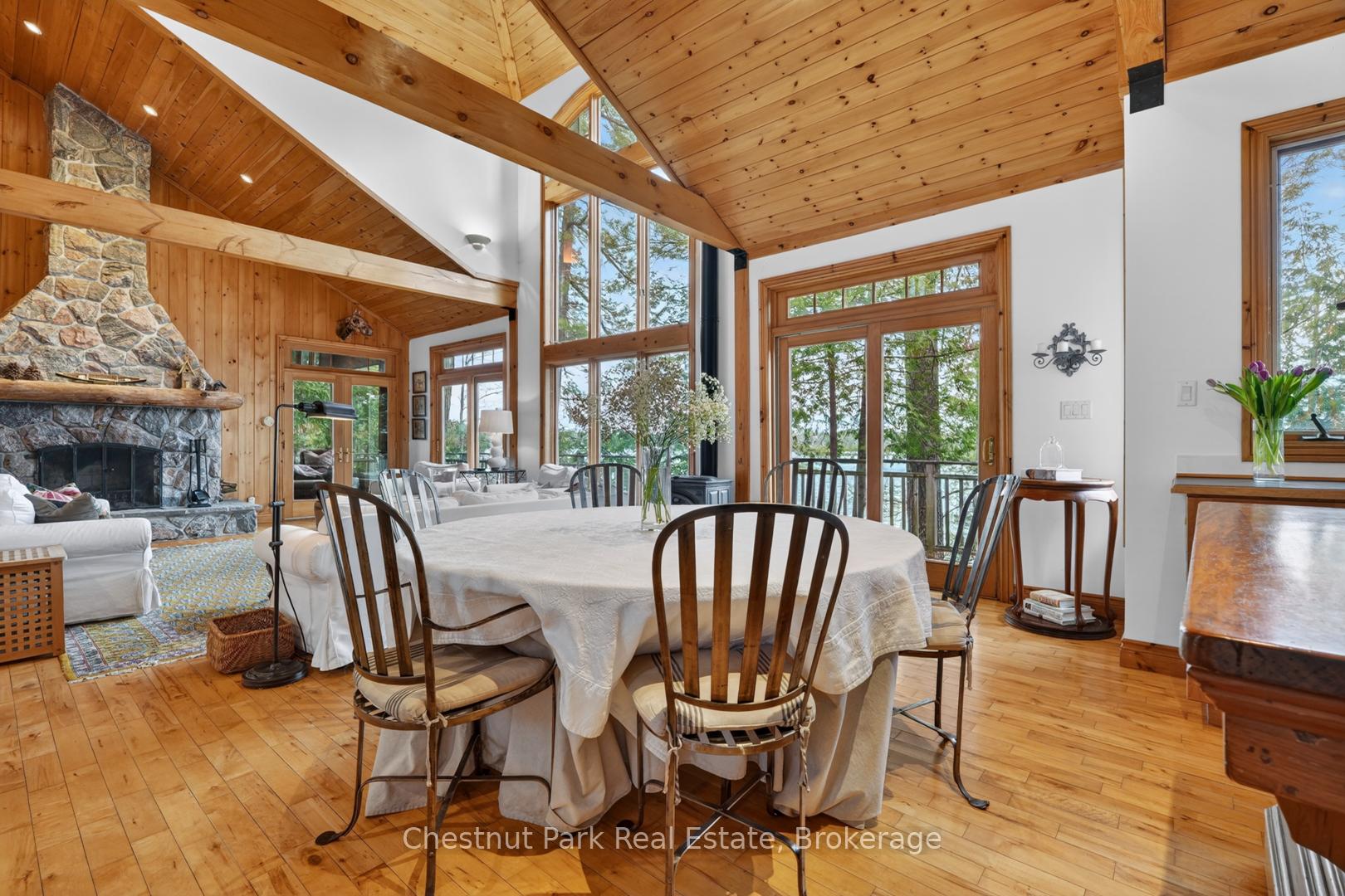 4 Bedroom Single Family Home/House's Image 14