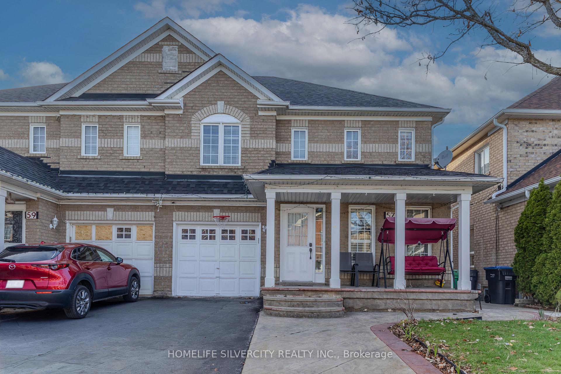 57 Saintsbury Crescent Brampton Ontario Canada Sale residential DILBAGH MANGAT HomeLife Silvercity Realty Inc., Brokerage *