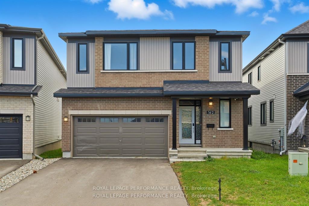 162 Lumen Place Ottawa Ontario Canada Sale residential Royal LePage Performance Realty, Brokerage *