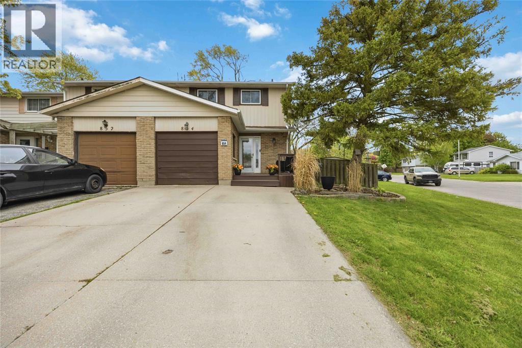 854 Lanark CRESCENT Sarnia Ontario Canada Sale residential Kevin Thompson RE/MAX PRIME PROPERTIES UNIQUE GROUP, BROKERAGE