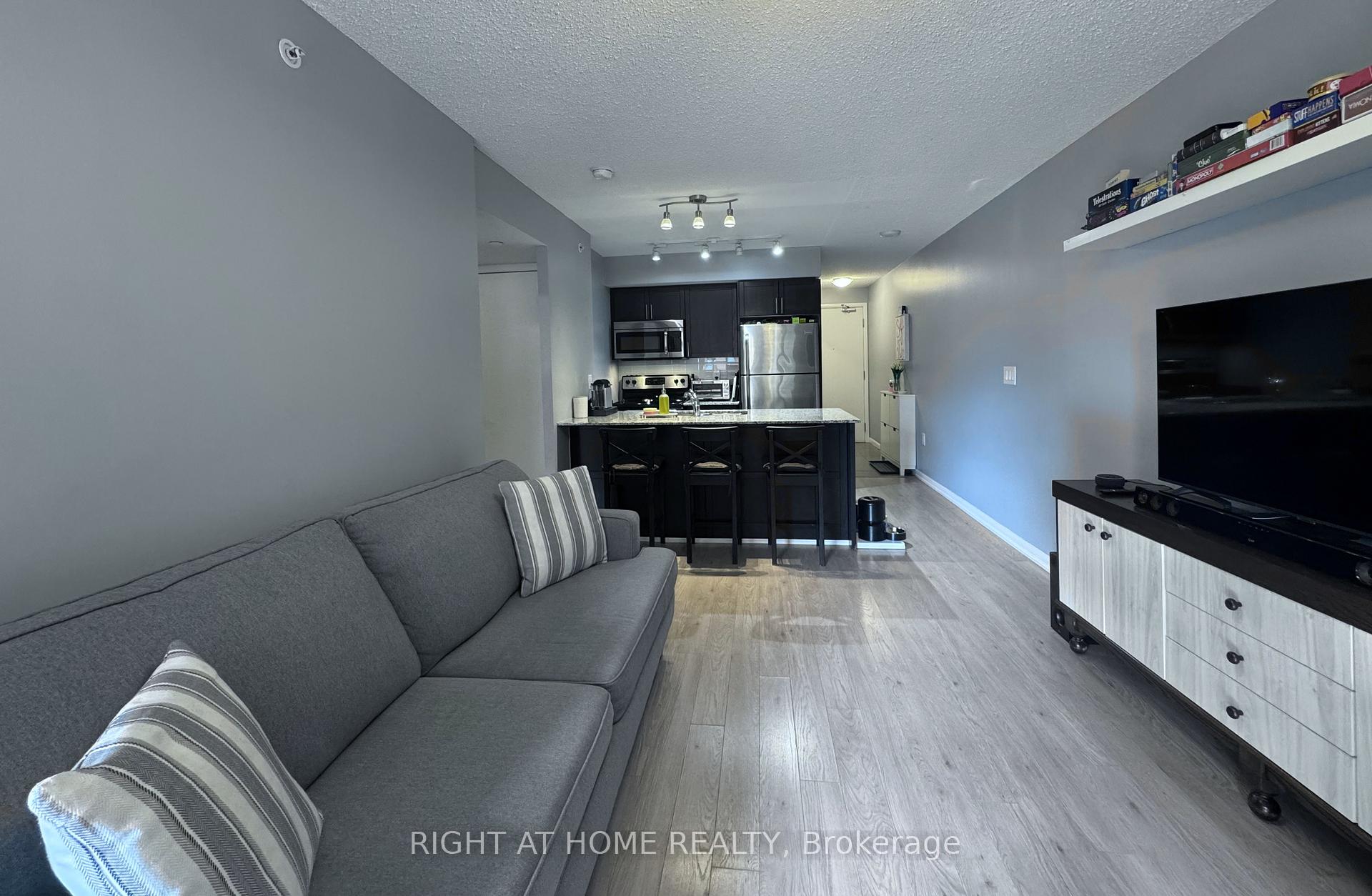 428 - 36 Via Bagnato Toronto Ontario Canada Sale residential Charles Dow Right at Home Realty, Brokerage*