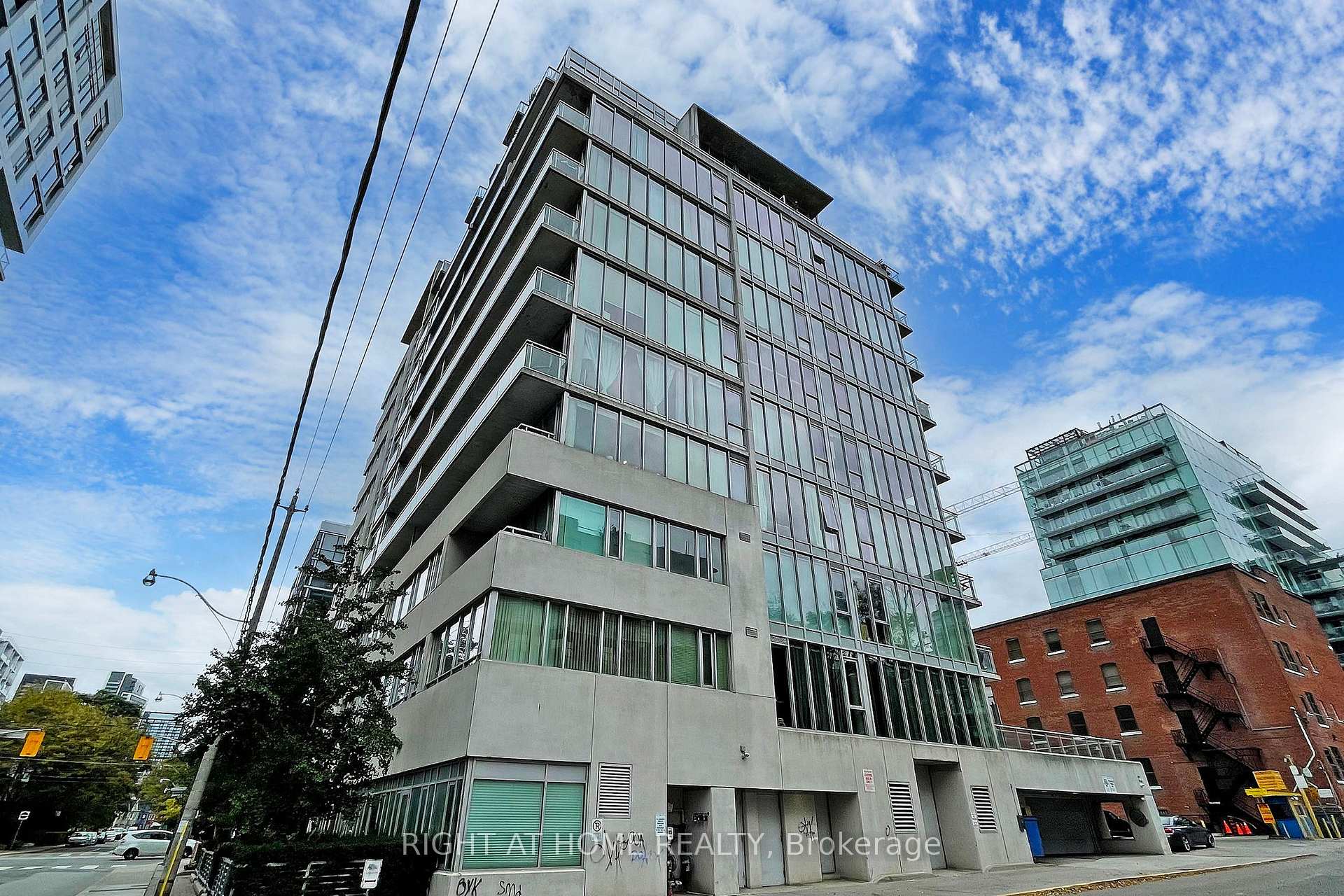 312 - 38 Niagara Street Toronto Ontario Canada Rent residential Charles Dow Right at Home Realty, Brokerage*