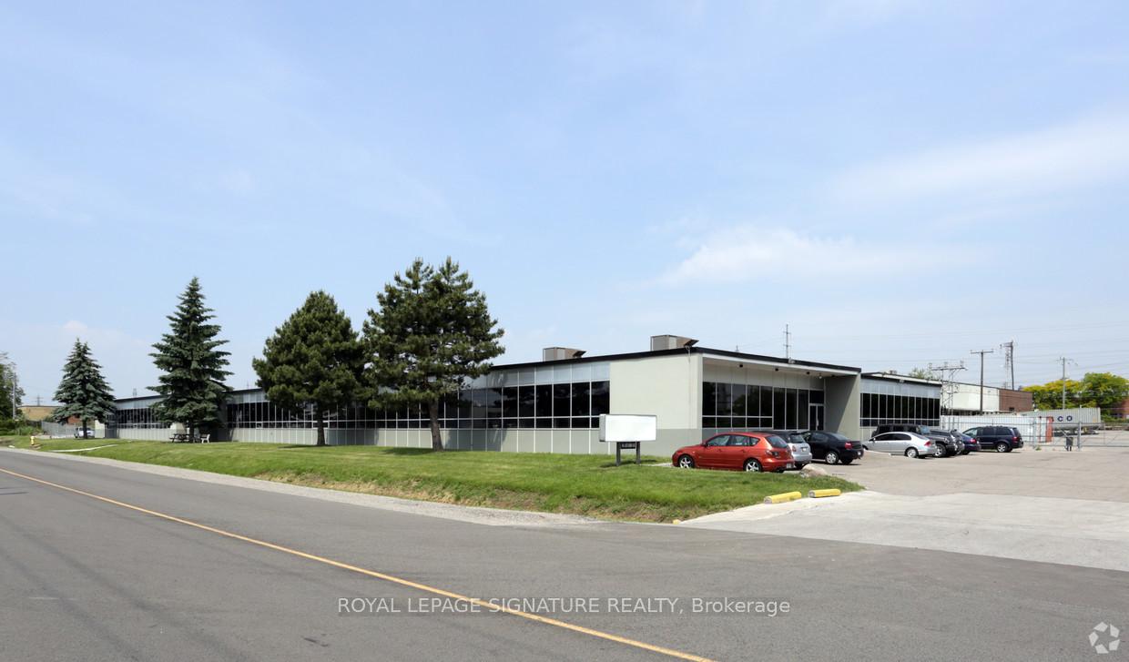 100B - 80 Jutland Road Toronto Ontario Canada Lease commercial Dennis Alexander Dencor Realty Inc., Brokerage *