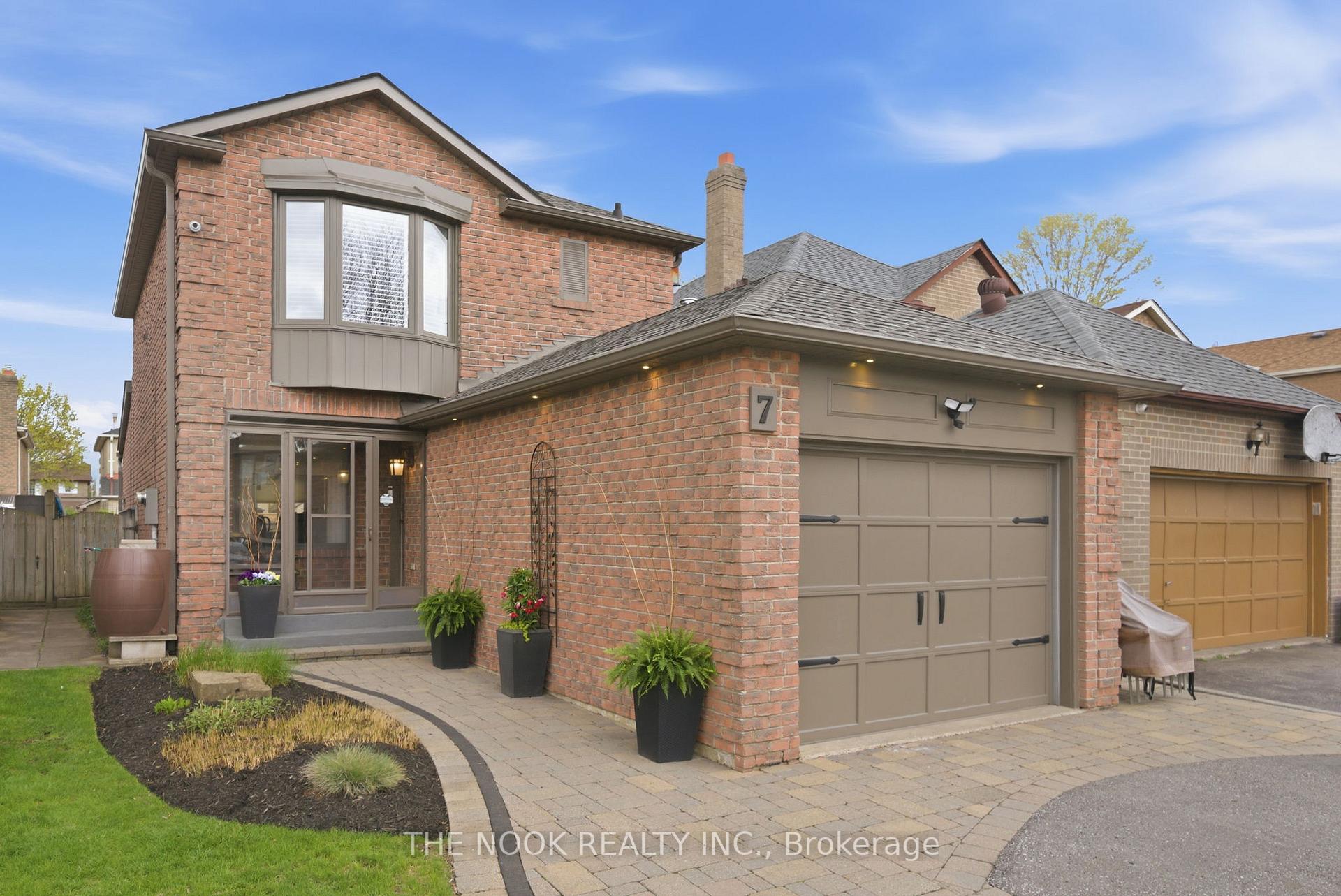 7 Brocklesby Crescent Ajax Ontario Canada Sale residential Sophia Taylor Incom New Example Demo Office