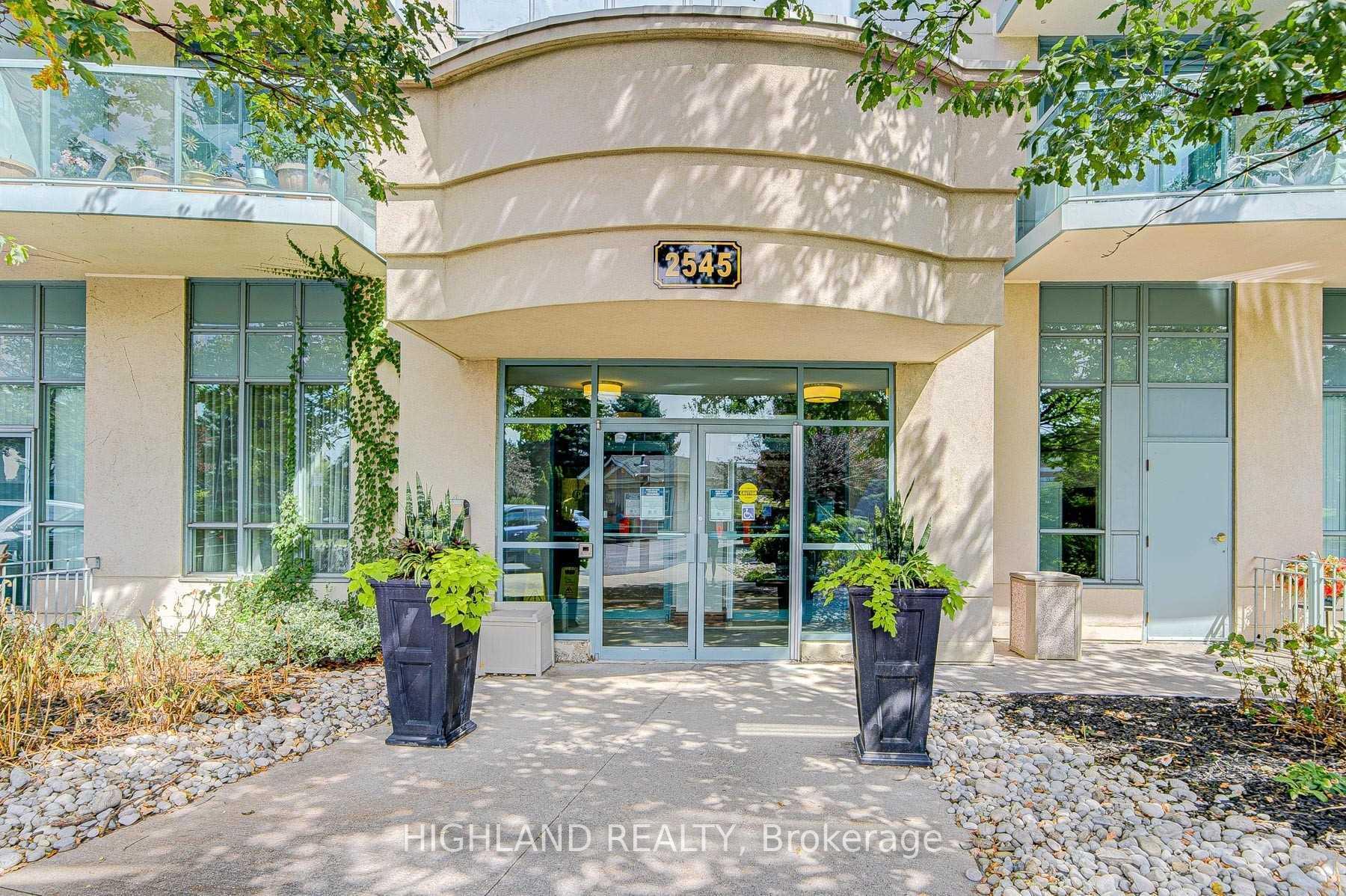 1411 - 2545 Erin Centre Boulevard Mississauga Ontario Canada Rent residential Cliff Barron RE/MAX Real Estate Centre, Inc., Brokerage *