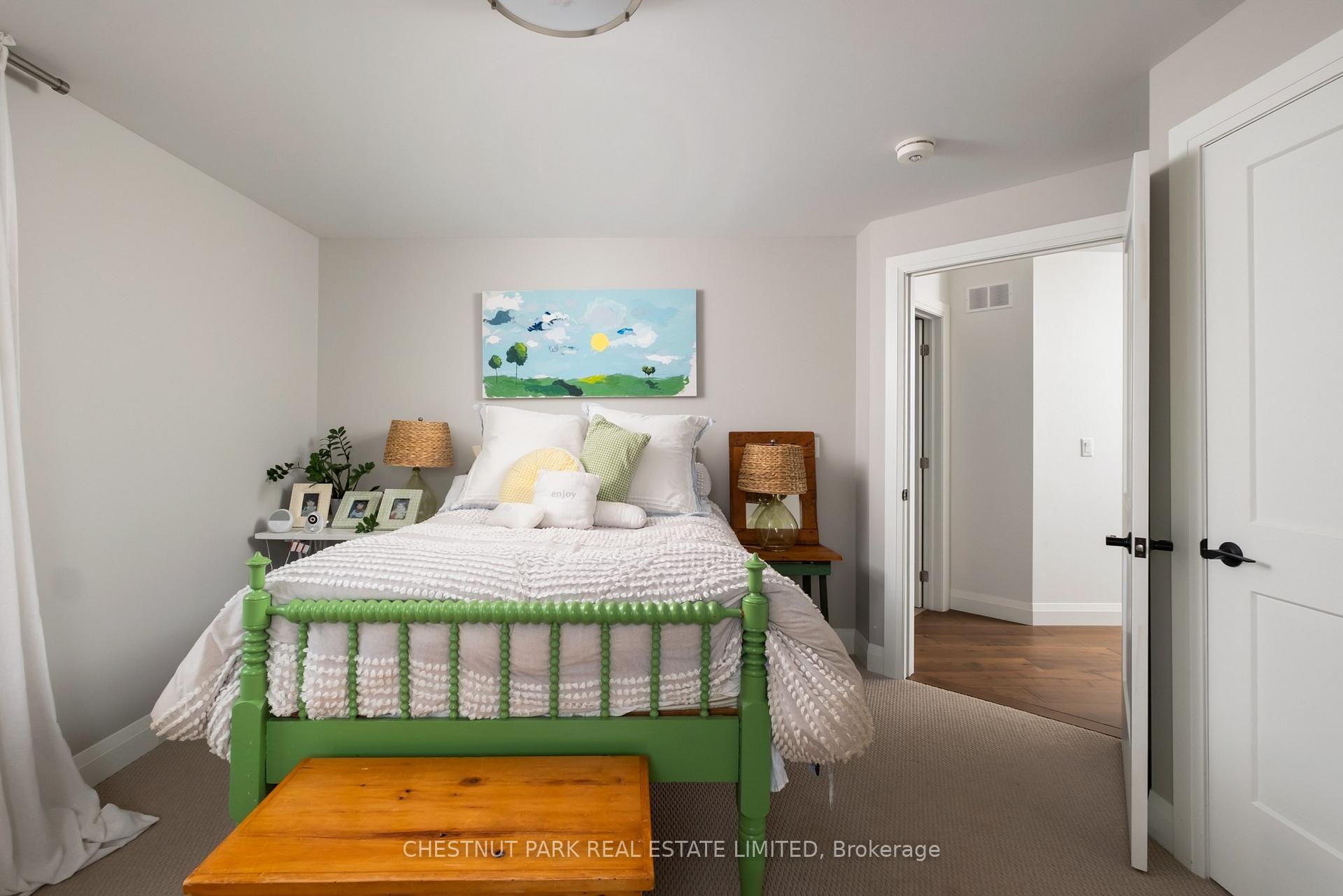 5 Bedroom Single Family Home/House's Image 19