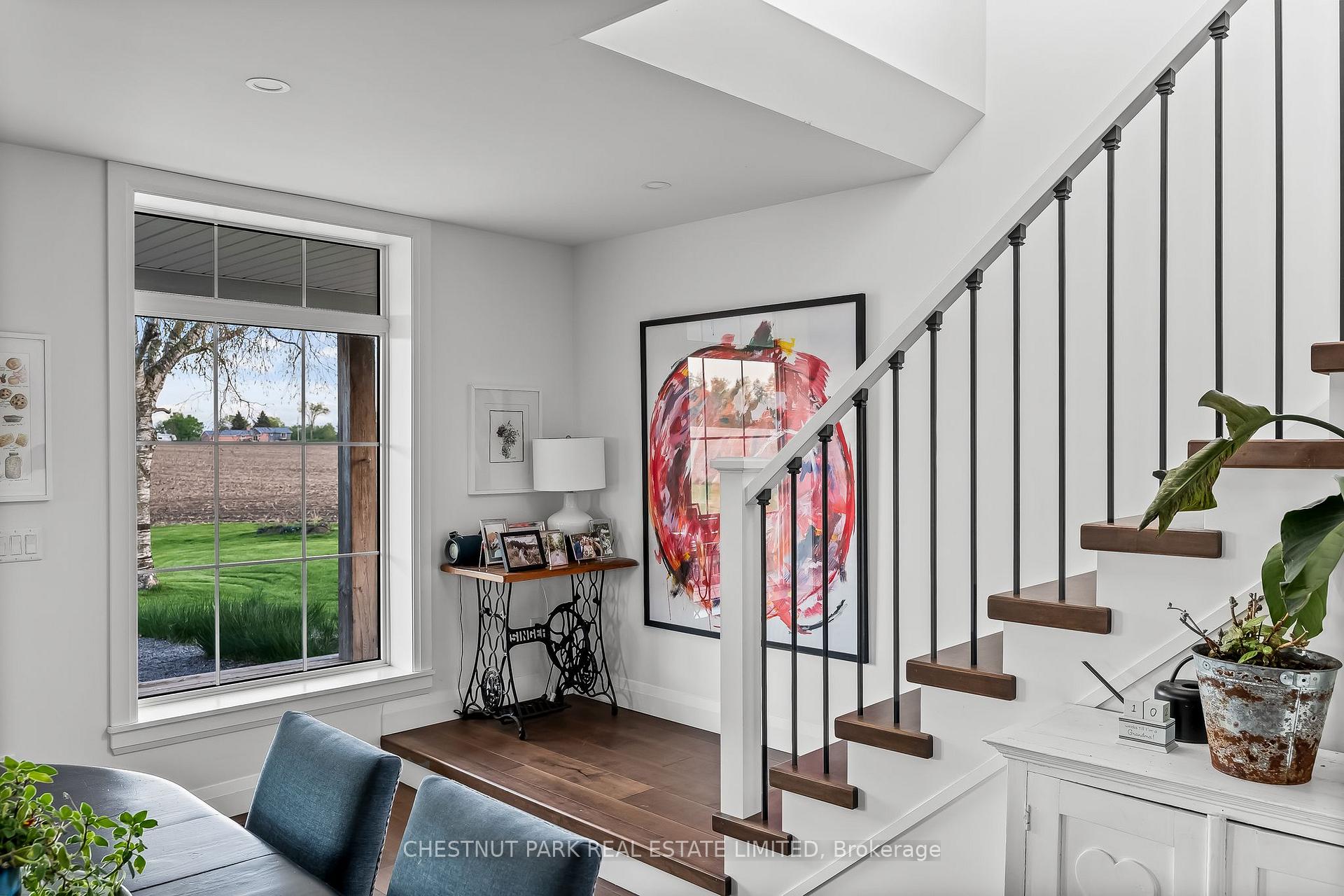 5 Bedroom Single Family Home/House's Image 12