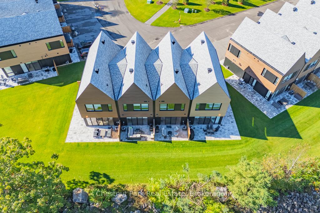 3 Bedroom Villa/Townhouse's Image 29