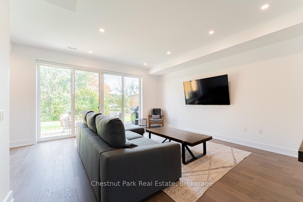 3 Bedroom Villa/Townhouse's Image 10