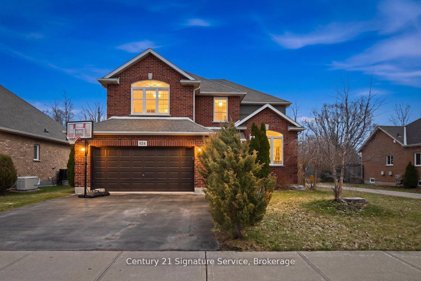 654 Brian Street Fort Erie Ontario Canada Sale residential Lee Miguel Gonzalez Century 21 Signature Service, Brokerage