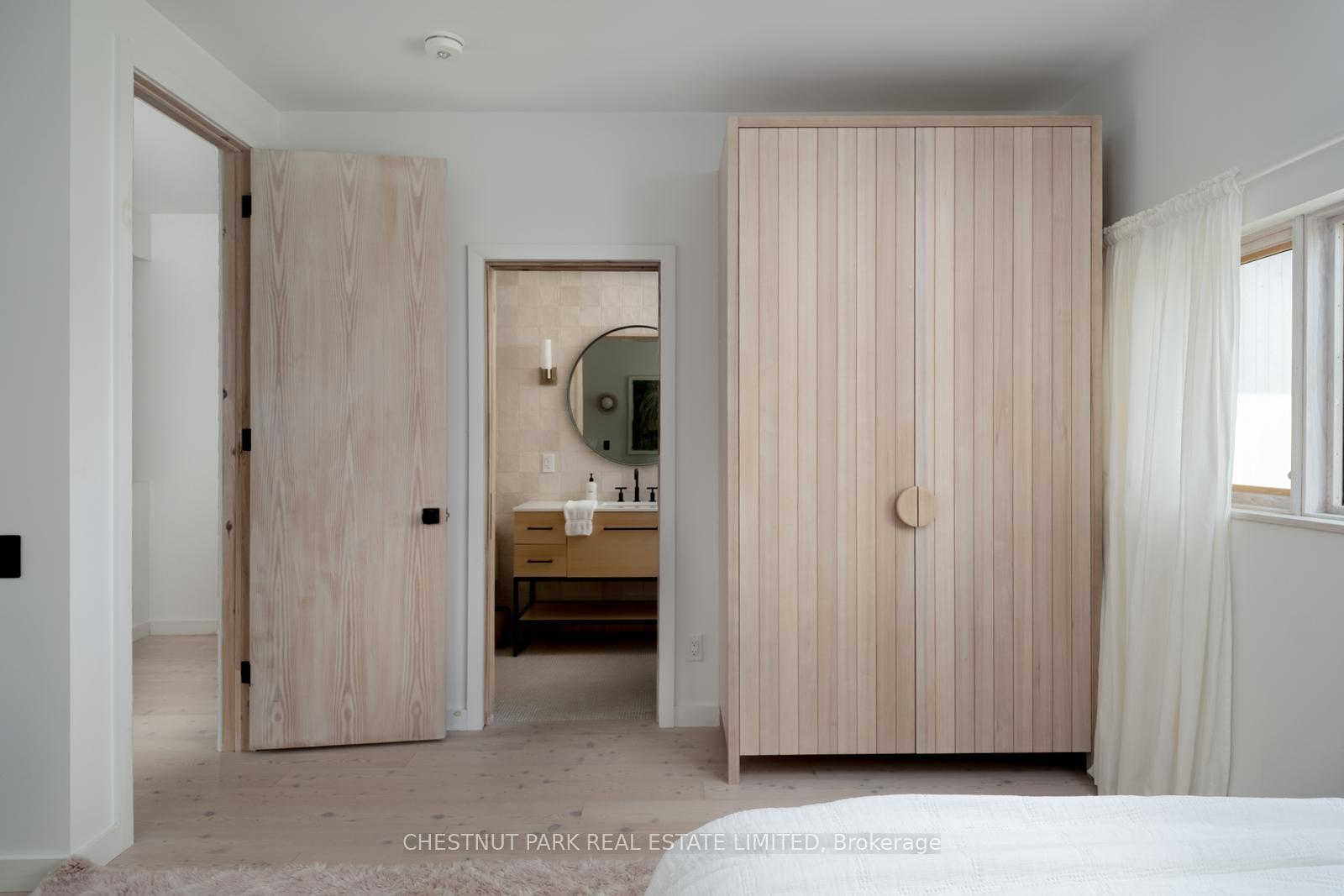 4 Bedroom Single Family Home/House's Image 13