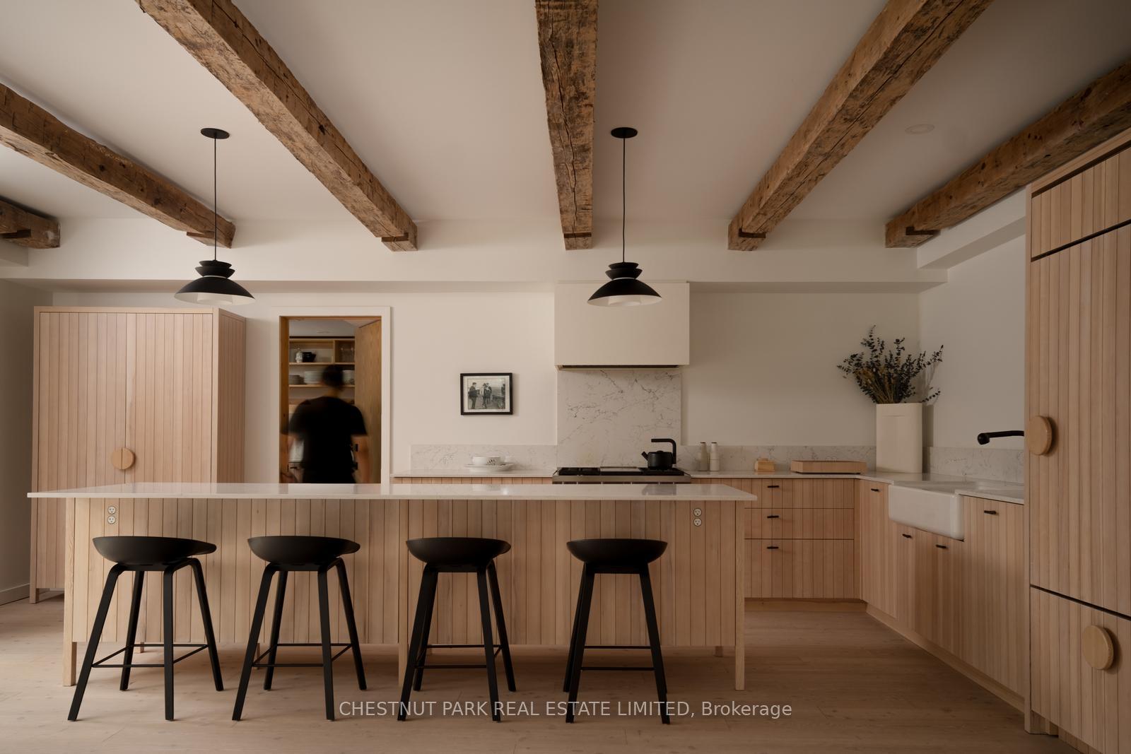 4 Bedroom Single Family Home/House's Image 5