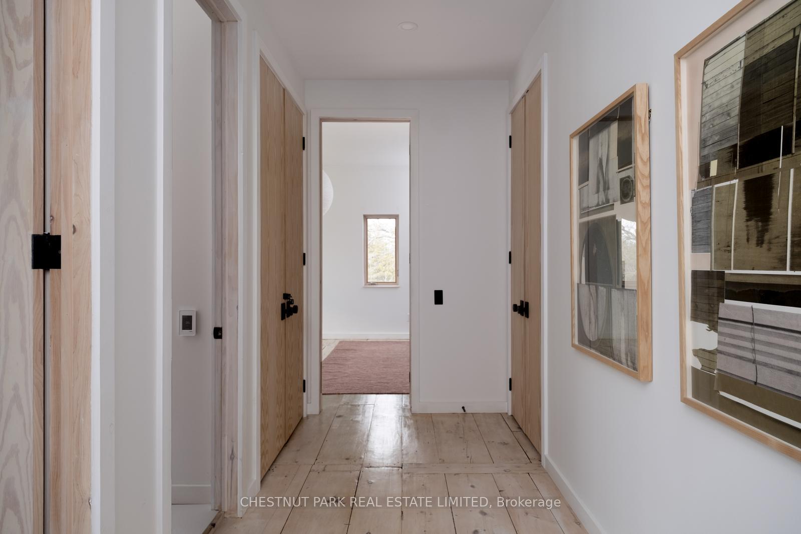 4 Bedroom Single Family Home/House's Image 9
