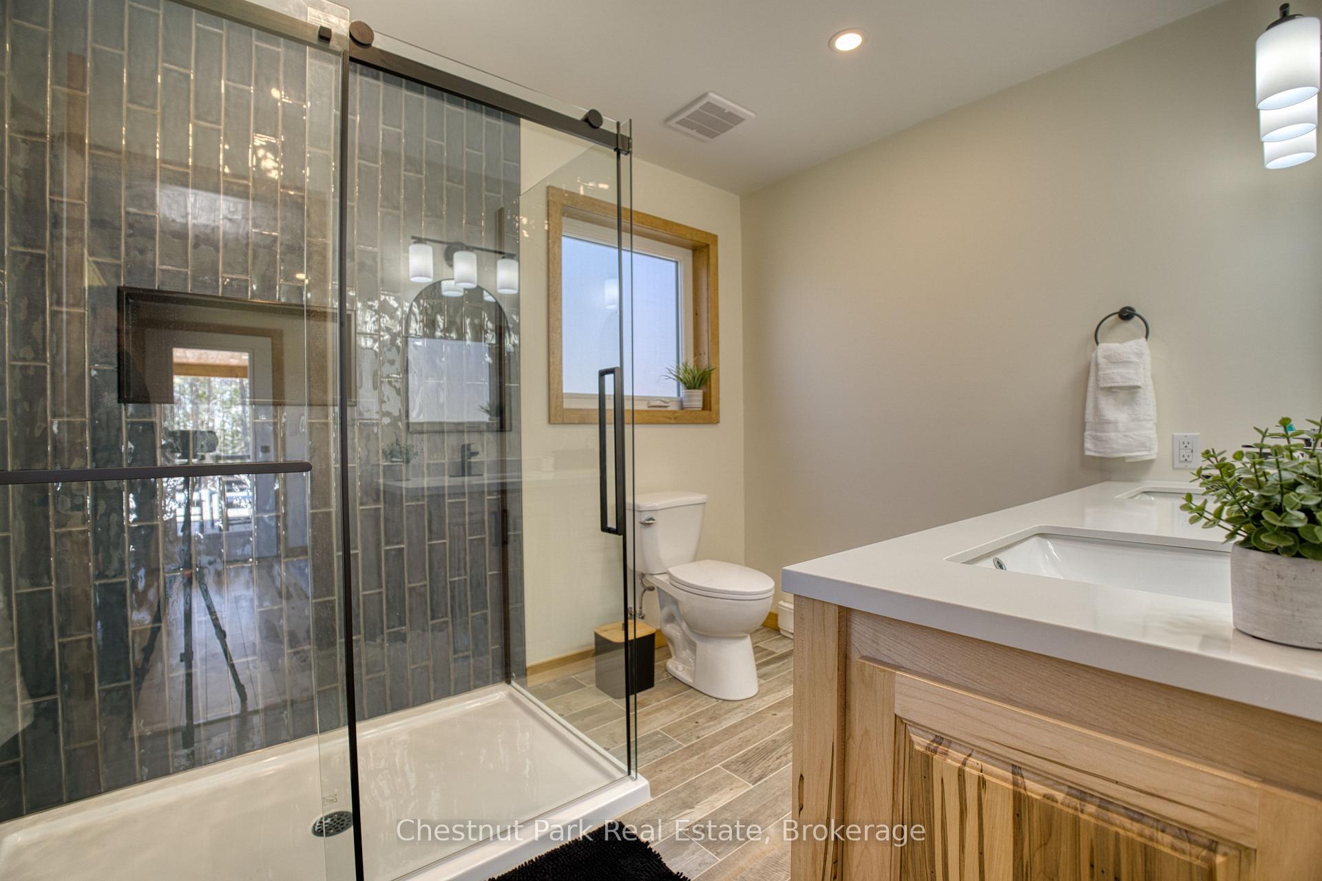 3 Bedroom Single Family Home/House's Image 5