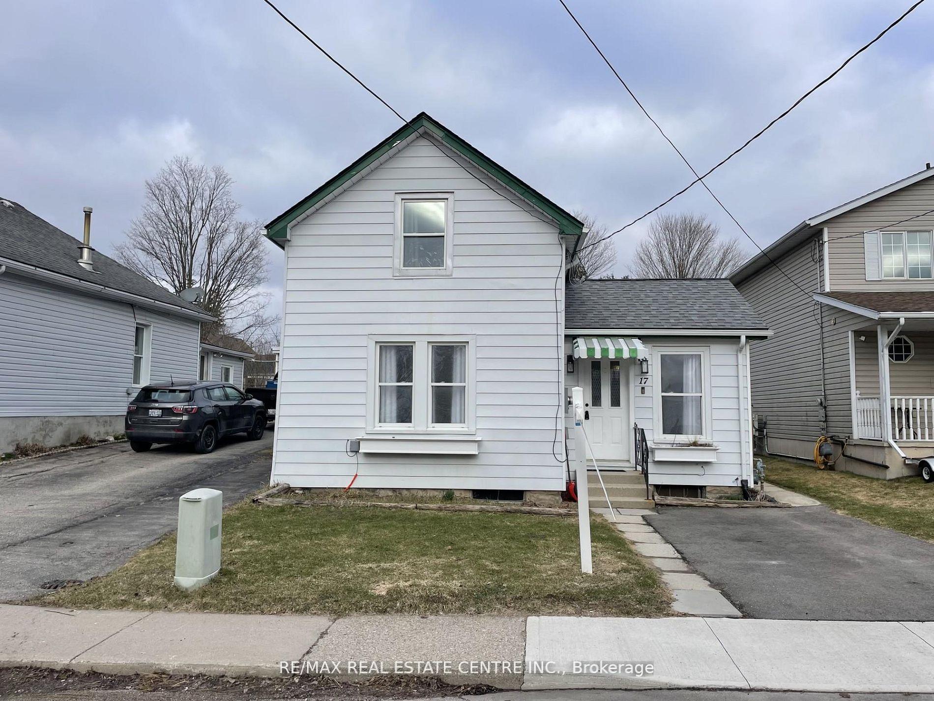17 Dover Street Woodstock Ontario Canada Sale residential Shireen Owis BA (Hons) RE/MAX Real Estate Centre Inc., Brokerage*