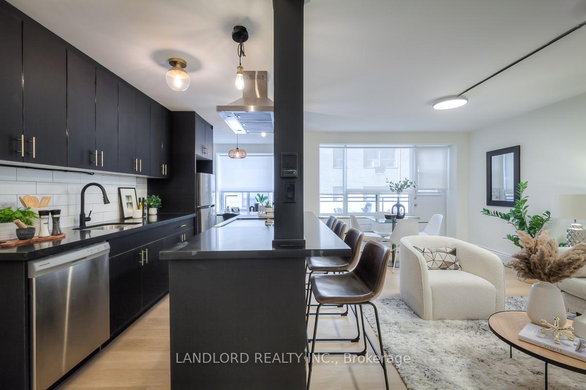 405 - 420 Eglinton Avenue E Toronto Ontario Canada Rent residential Hariharan Nadarajah RE/MAX Ace Realty Inc., Brokerage*