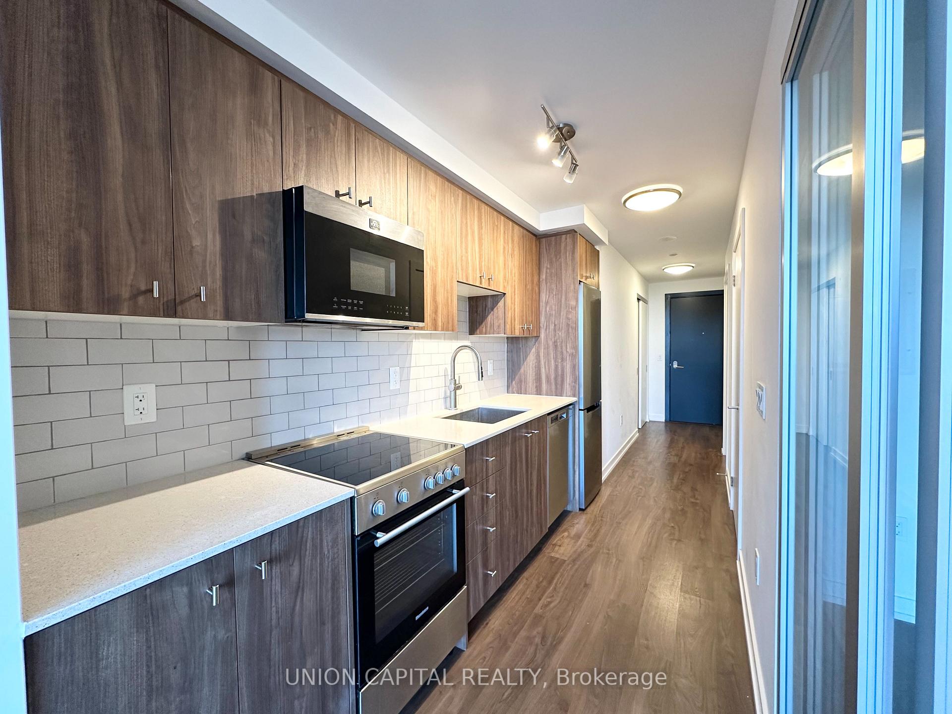 2203 - 15 Wellington Street Kitchener Ontario Canada Rent residential Michael Taylor Union Capital Realty, Brokerage*
