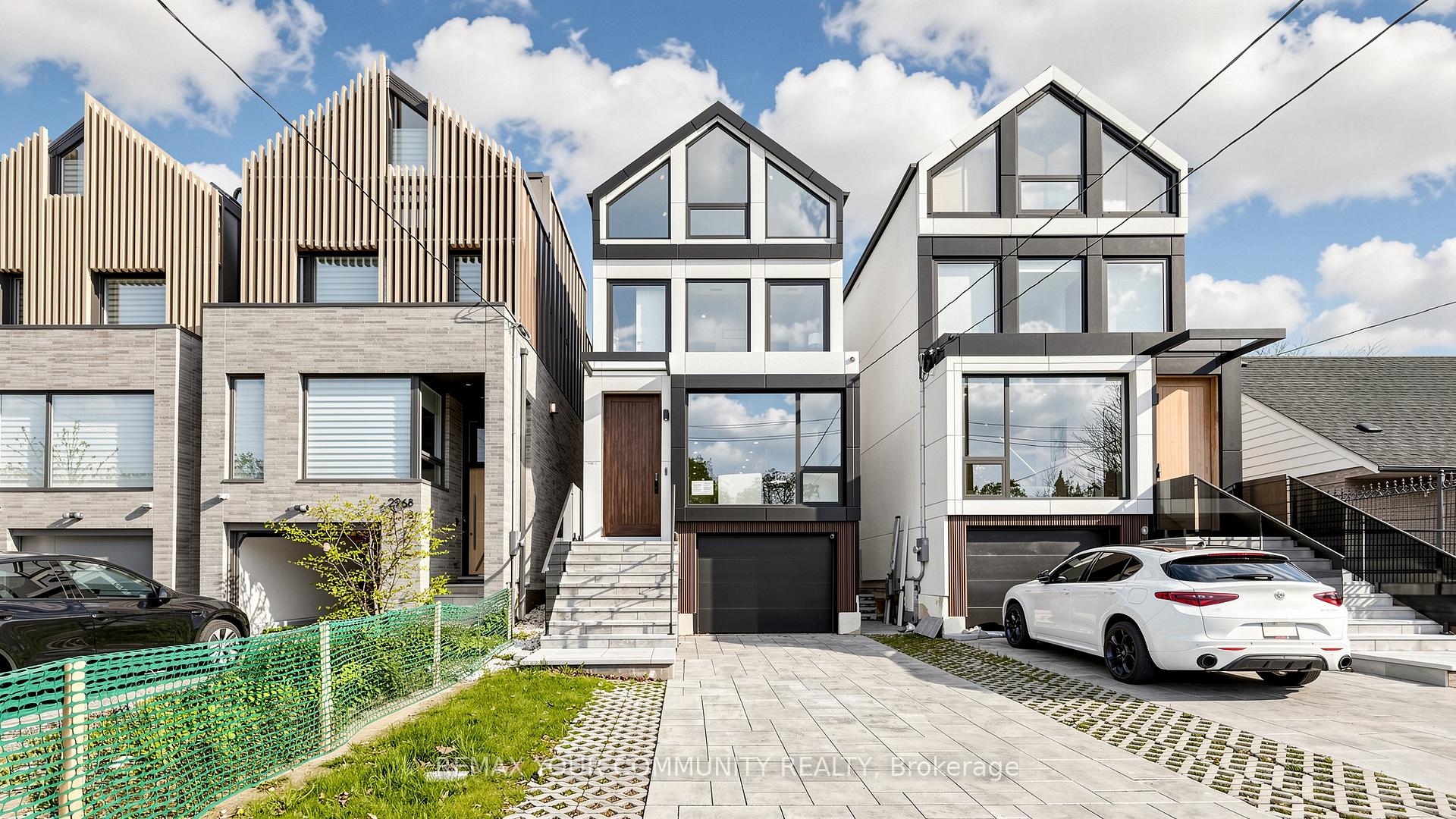 2970A Bayview Avenue Toronto Ontario Canada Sale residential Hamid Aghazamani Re/Max Your Community Realty, Brokerage *