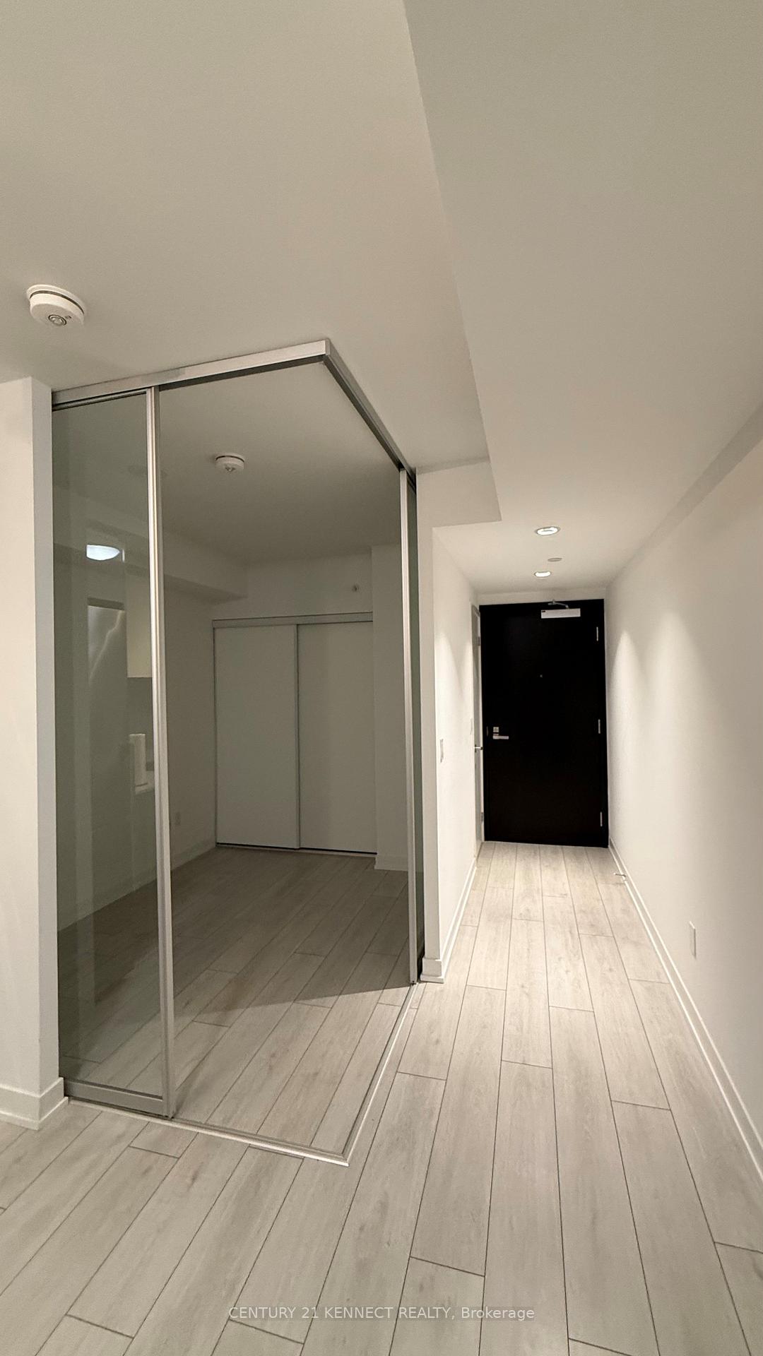 505 - 31 Tippett Road Toronto Ontario Canada Rent residential Sami Chowdhury RE/MAX Realtron Realty Inc., Brokerage *