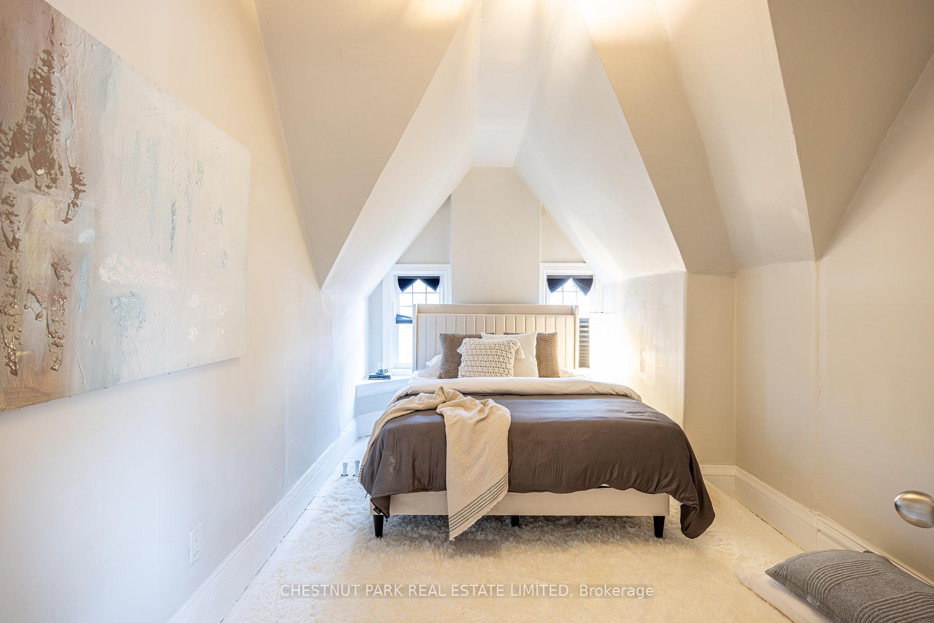 4 Bedroom Other's Image 16