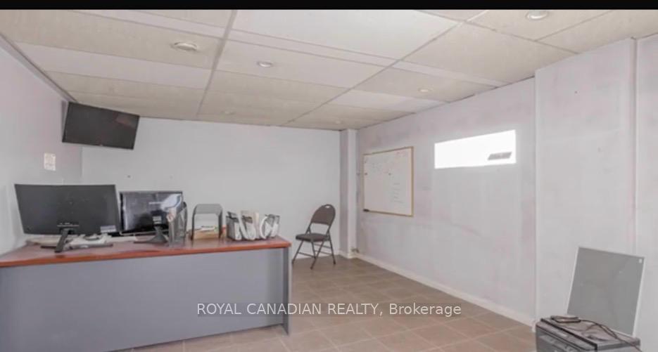 4 - 11 Goodmark Place Toronto Ontario Canada Sale commercial Naveen Vadlamudi ROYAL CANADIAN REALTY, BROKERAGE*