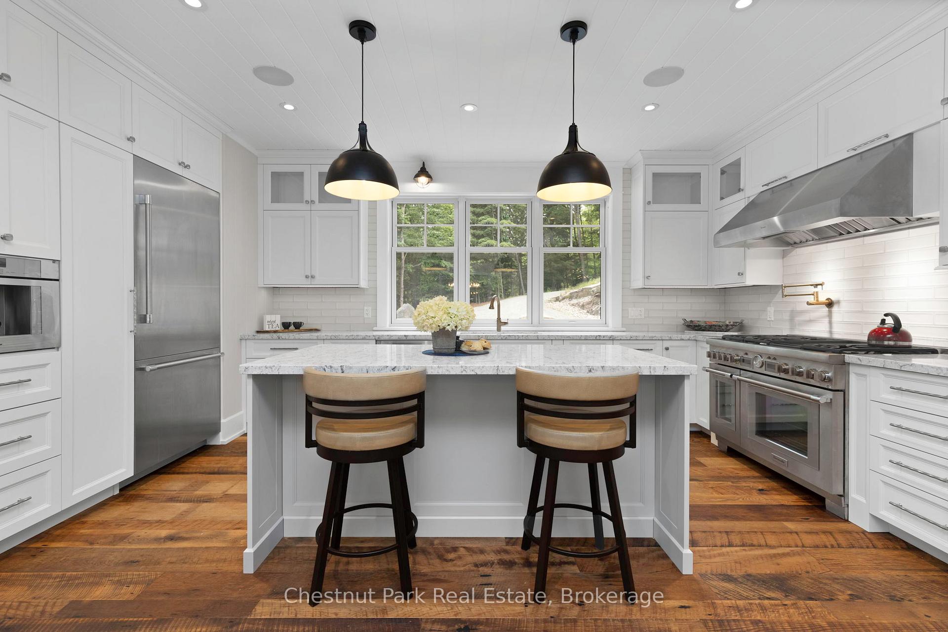 4 Bedroom Single Family Home/House's Image 9