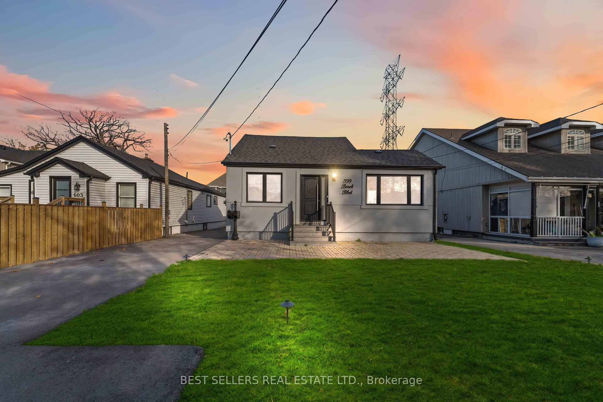 599 Beach Boulevard Hamilton Ontario Canada Sale residential Irene Kelleher Realty Network 100 Inc., Brokerage *