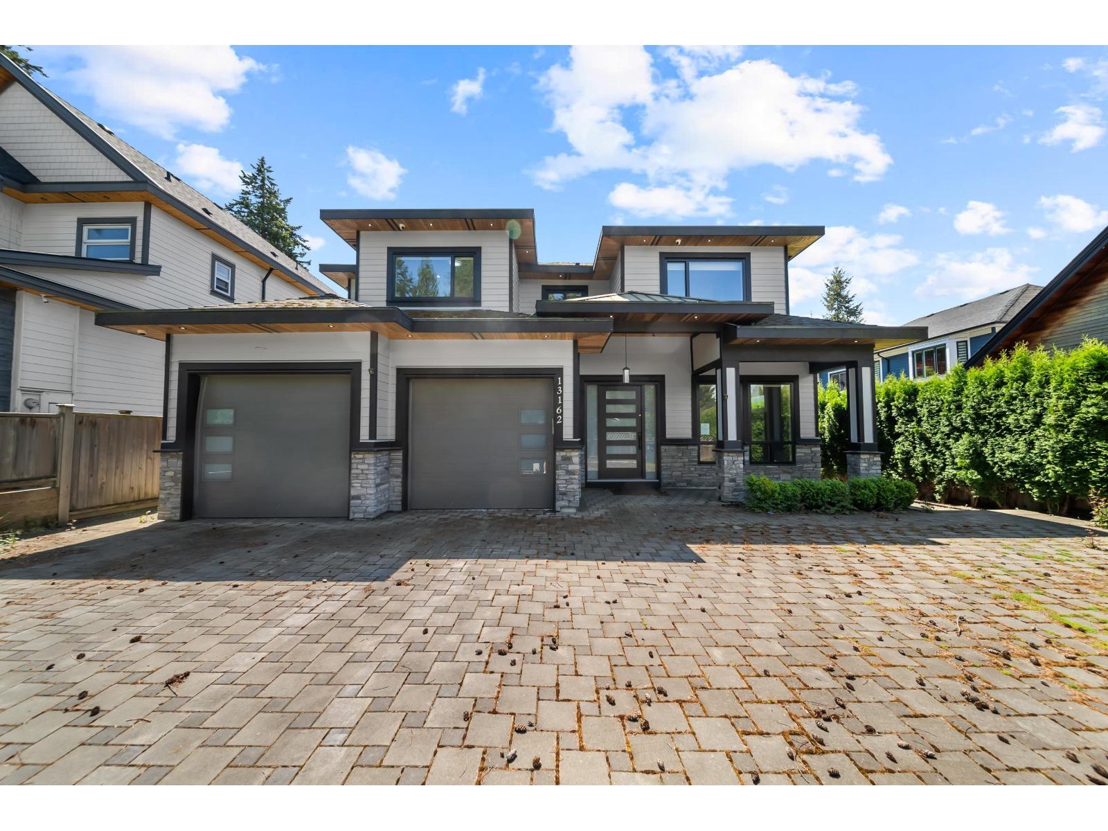 13162 20 AVENUE Surrey British Columbia Canada Sale residential Dardana Shushka HOMELIFE ADVANTAGE REALTY LTD,